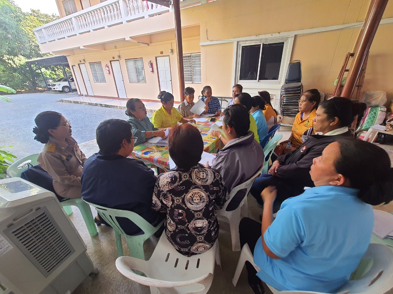 การประชุมคณะทำงานขับเคลื่อนกองทุนพัฒนาบทบาทสตรีตำบลบางกร่าง ครั้งที่ 1/2567