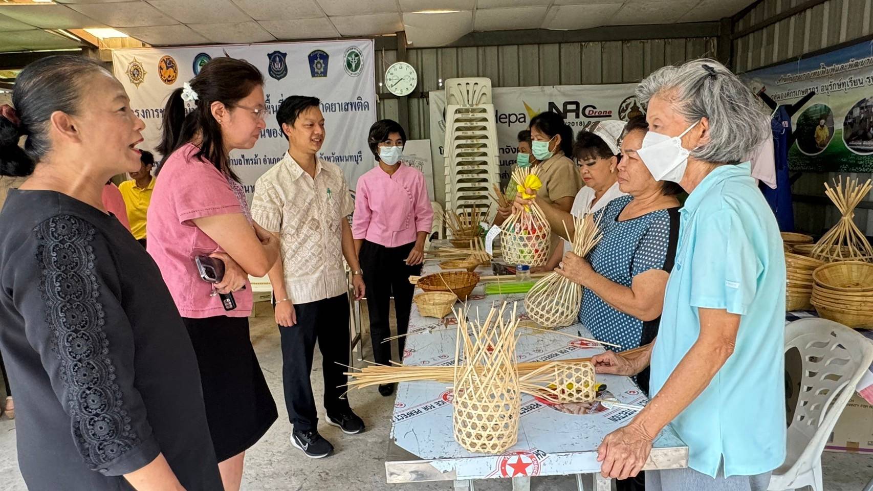 จังหวัดนนทบุรีลงพื้นที่เยี่ยมชมกลุ่มวิสาหกิจชุมชนบ้านบางประดู่