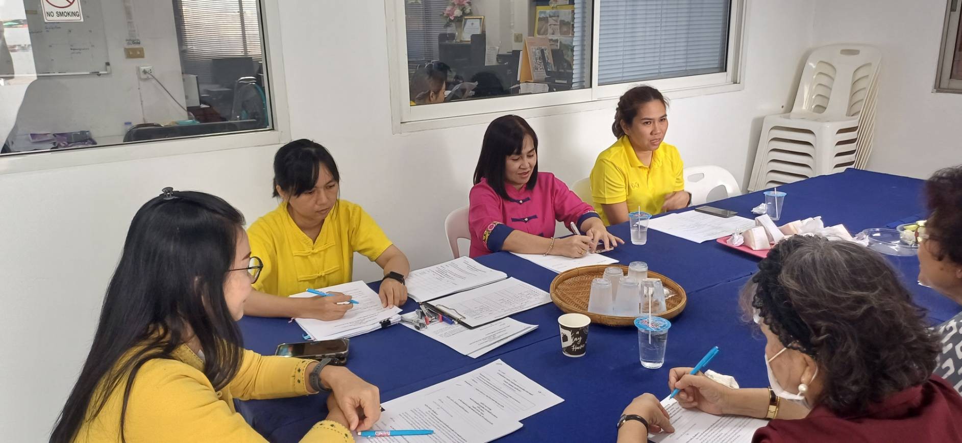 สำนักงานพัฒนาชุมชนอำเภอปากเกร็ด ประชุมหัวหน้าคณะทำงานขับเคลื่อนกองทุนพัฒนาบทบาทสตรีตำบล/เทศบาล