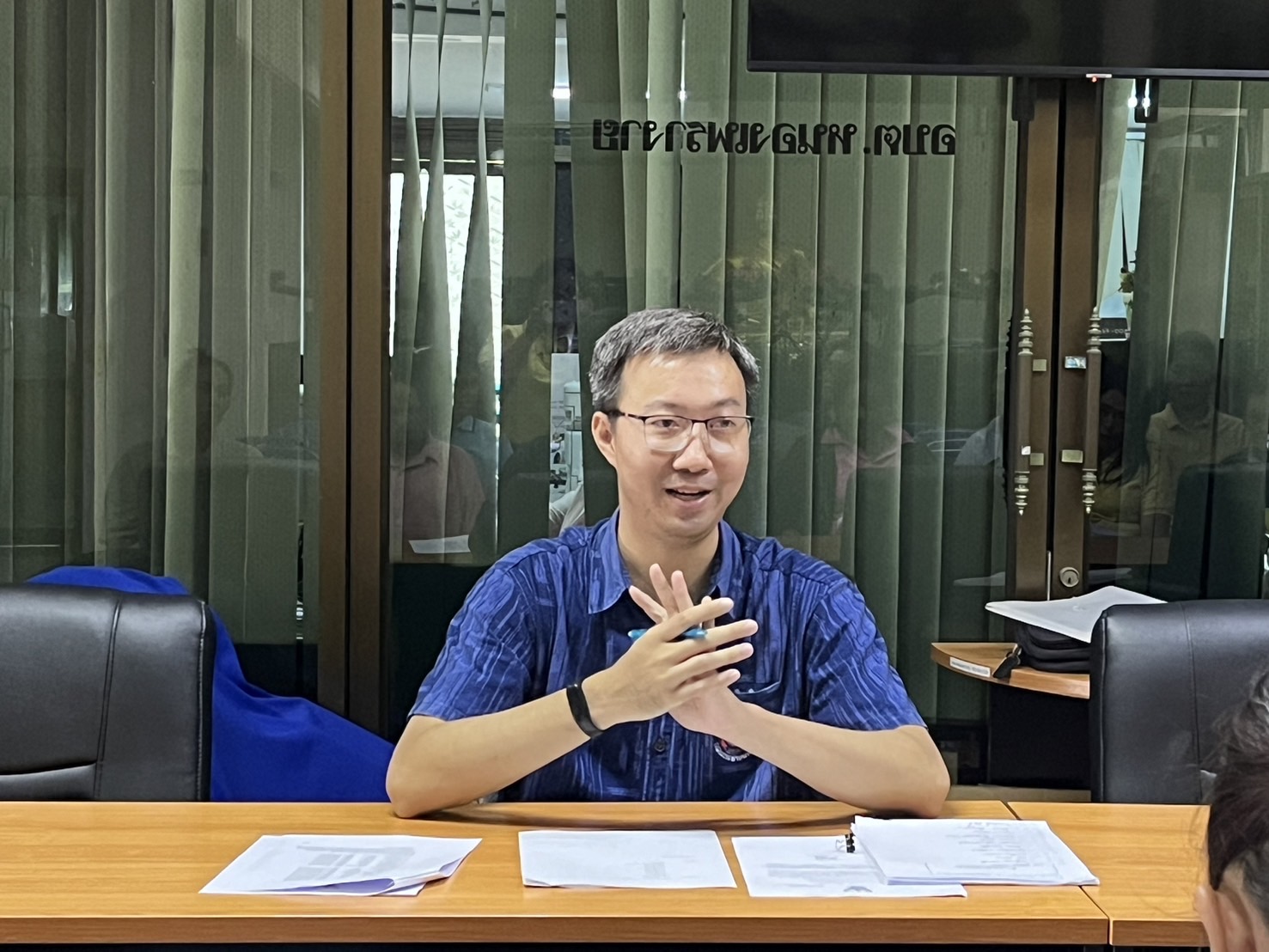 สพอ.ไทรน้อย ประชุมอาสาสมัครผู้ประสานงานกองทุนพัฒนาบทบาทสตรีหมู่บ้าน