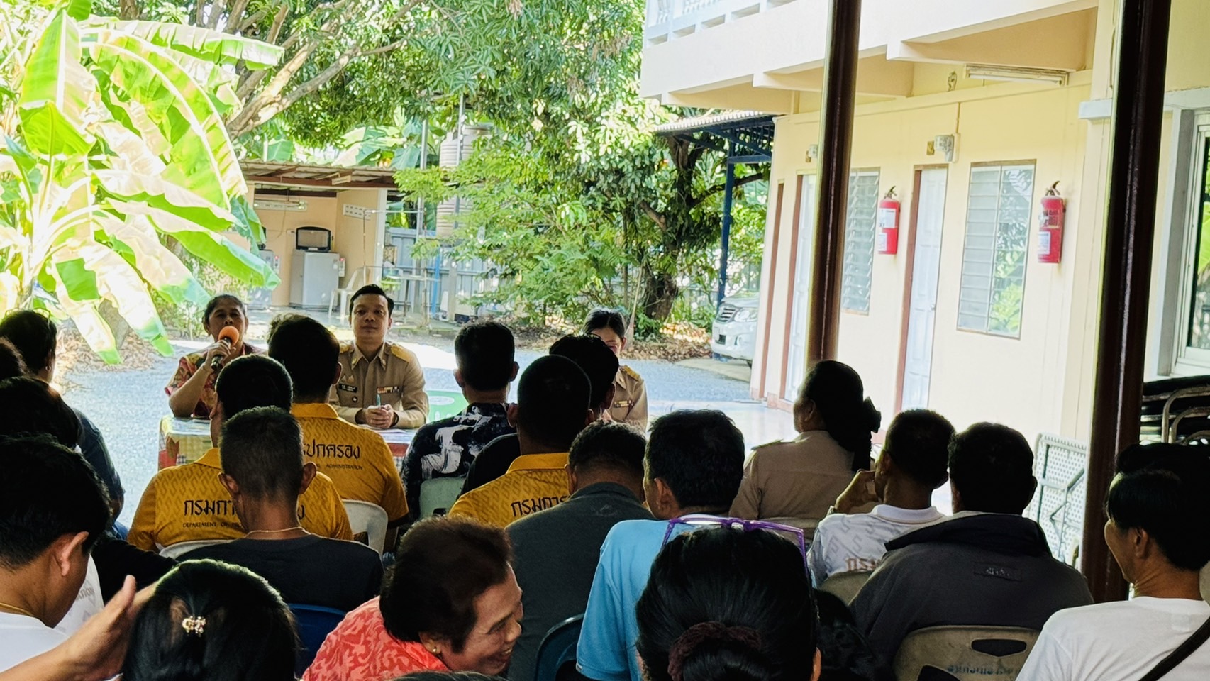 สพอ.เมืองนนทบุรี ประชุมเตรียมความพร้อมการคัดเลือกอาสาสมัครผู้ประสานงานกองทุนพัฒนาบทบาทสตรีหมู่บ้าน และคณะทำงานขับเคลื่อนกองทุนพัฒนาบทบาทสตรีตำบล และประสัมพันธ์รับสมาขิกกองทุนฯ