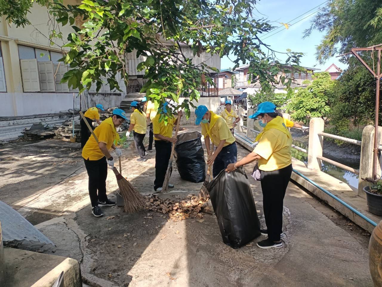 สพอ.นนทบุรีร่วมกิจกรรมจิตอาสาพัฒนา ปรับปรุงภูมิทัศน์  พัฒนาพื้นที่