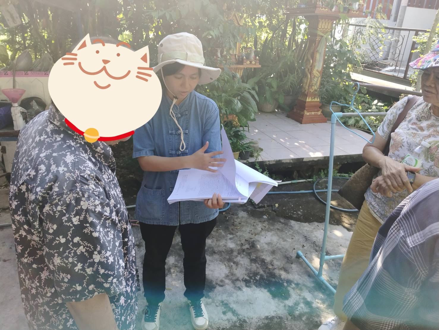 พช.ปากเกร็ด ลงพื้นที่ตรวจเยี่ยมสมาชิกกองทุนพัฒนาบทบาทสตรี