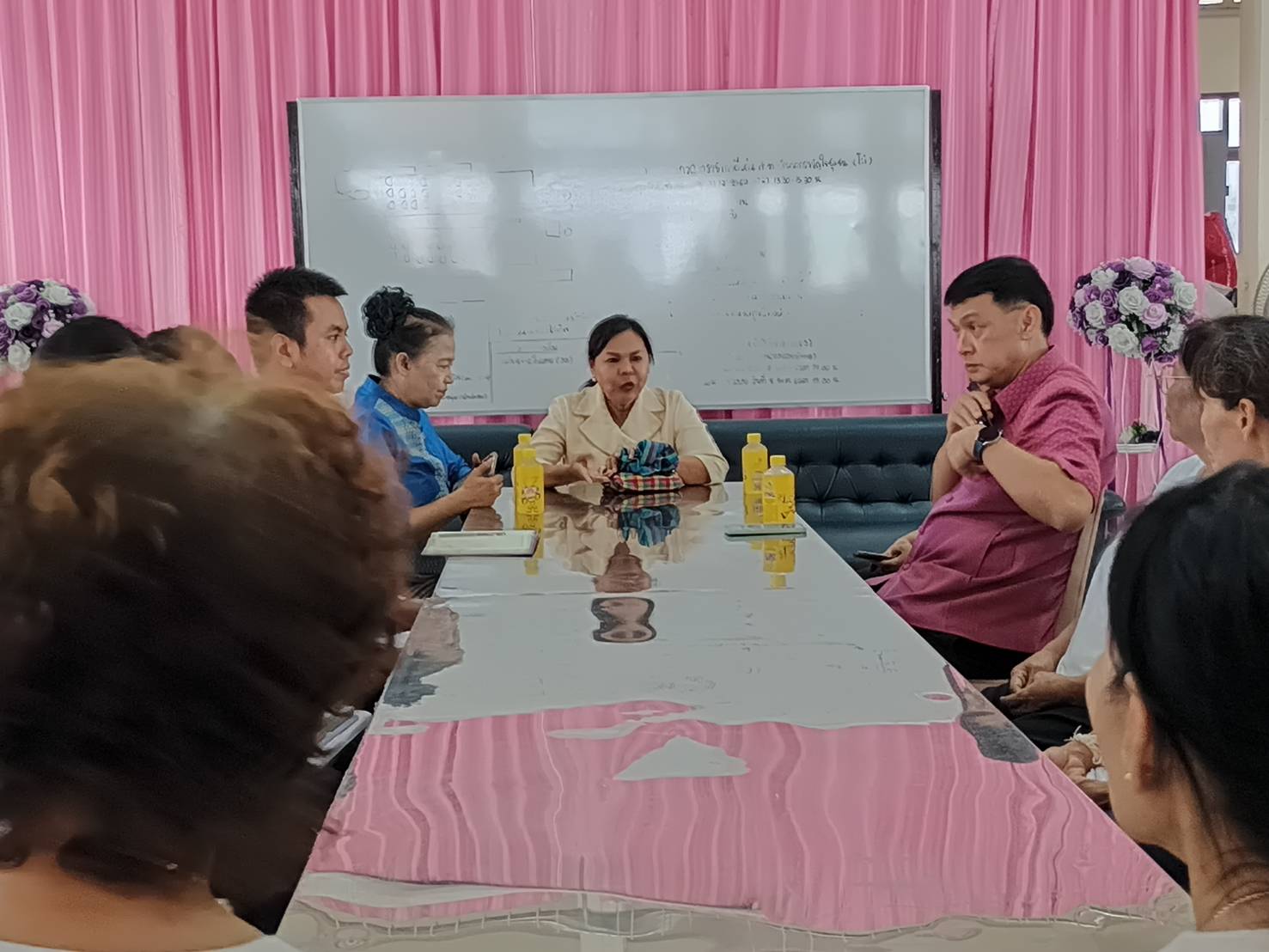 📢📢📑สพจ.นนทบุรีร่วมกับพช.บางกรวย ติดตามการจัดทำโครงการพัฒนาและยกระดับการวิจัยและนวัตกรรมงานพัฒนาชุมชน ประจำปีงบประมาณ พ.ศ. 2568