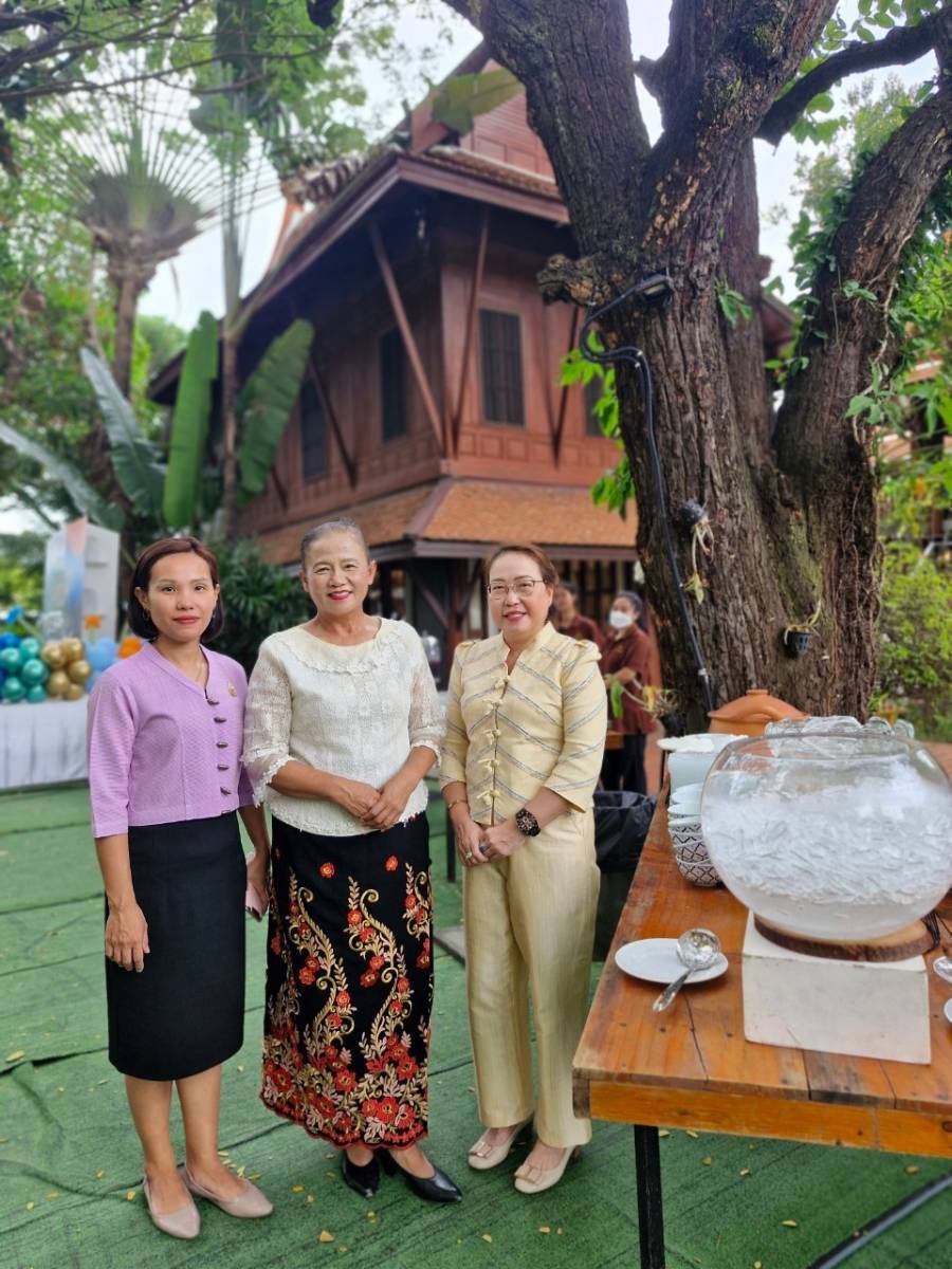 สพจ.นนทบุรีร่วมงานแภลงข่าวโครงการวันเดียวเที่ยวเมืองนนท์