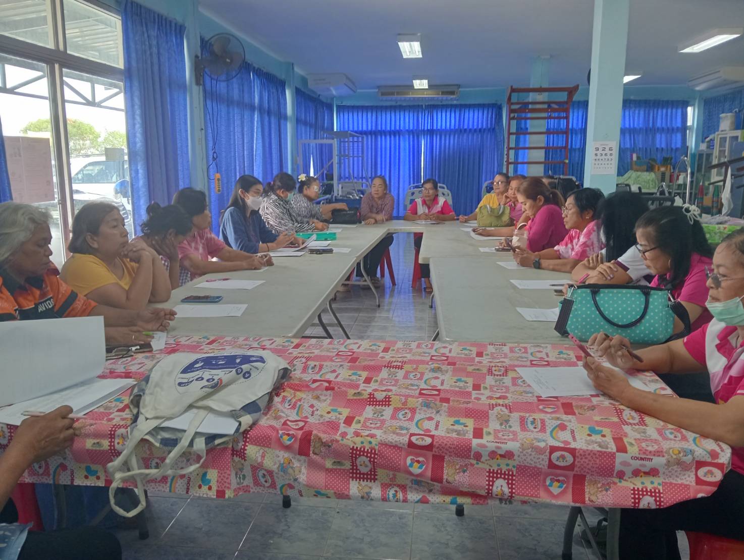 พช. ปากเกร็ด ประชุมคณะกรรมการพัฒนาสตรีตำบลคลองข่อย