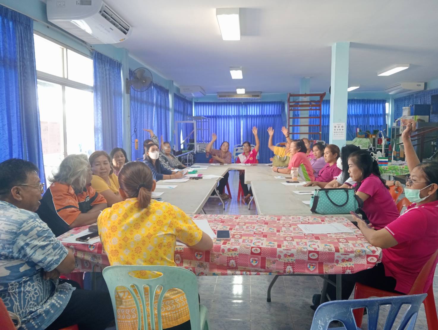 พช. ปากเกร็ด ประชุมคณะกรรมการพัฒนาสตรีตำบลคลองข่อย