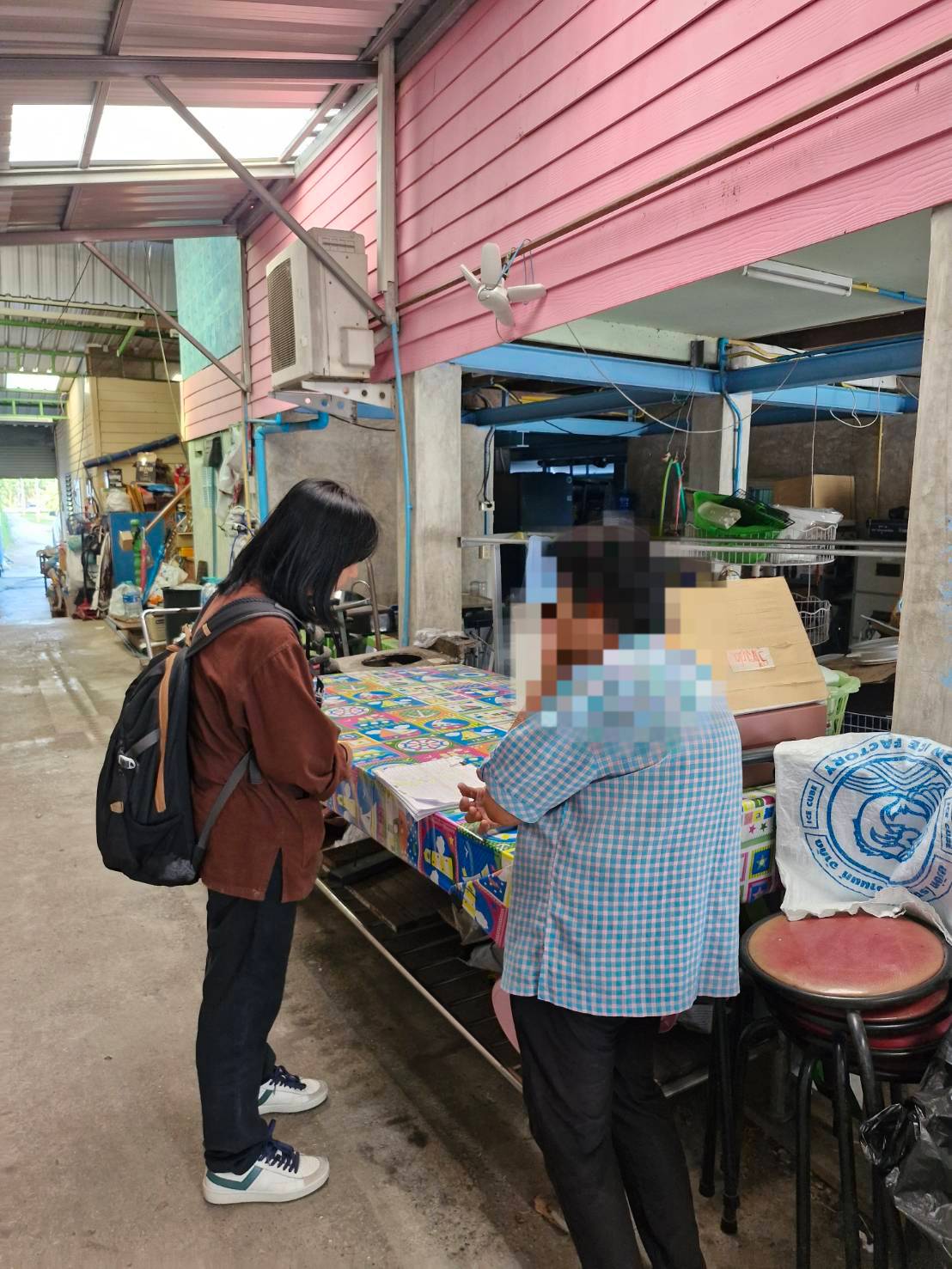 สำนักงานพัฒนาชุมชนอำเภอปากเกร็ดติดตามการดำเนินงานของสมาชิกกองทุนพัฒนาบทบาทสตรี