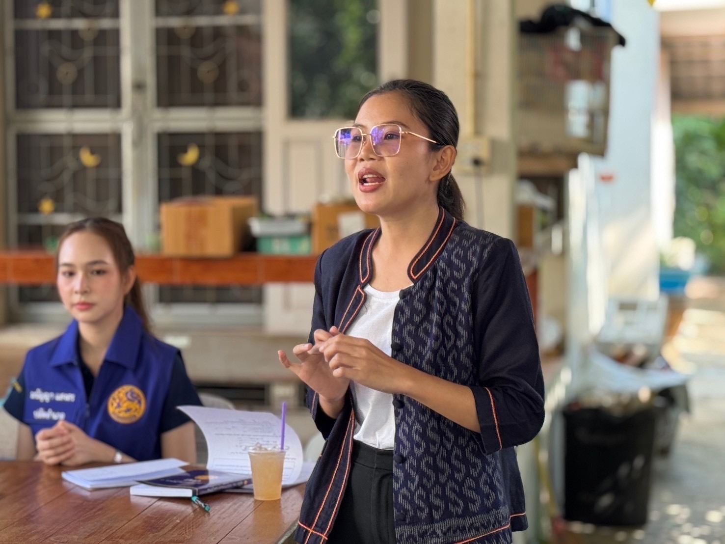 การประชุมเลือกคณะกรรมการหมู่บ้านผู้ทรงคุณวุฒิ (กม.) หมู่ที่ 1-6 ตำบลไทรม้า อำเภอเมืองนนทบุรี จังหวัดนนทบุรี