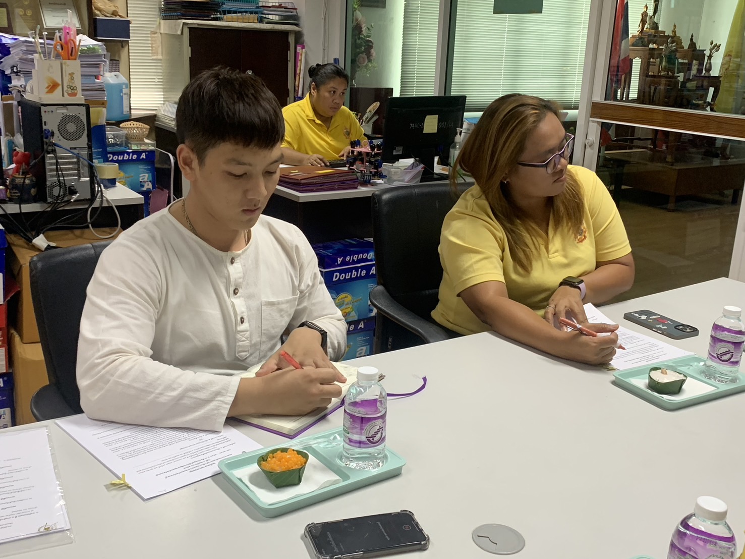 พช.นนท์ จัดประชุมคณะกรรมการประเมินผลการดำเนินงานโอทอปเทรดเดอร์จังหวัดนนทบุรี