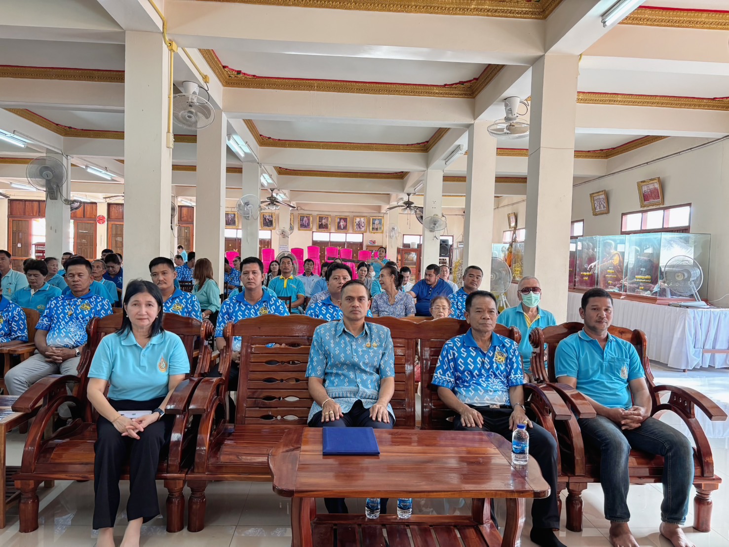 พช.บางบัวทอง พร้อมกับภาคีเครือข่ายกองทุนแม่ของแผ่นดินอำเภอบางบัวทอง จัดกิจกรรมจิตอาสา ๒๕ พฤศจิกายน วันกองทุนแม่ของแผ่นดิน ภายใต้แนวคิด “๒ ทศวรรษ กองทุนแม่ของแผ่นดิน ครอบครัวอบอุ่น ชุมชนเข้มแข็ง”