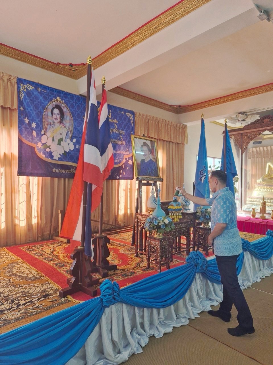 พช.บางบัวทอง พร้อมกับภาคีเครือข่ายกองทุนแม่ของแผ่นดินอำเภอบางบัวทอง จัดกิจกรรมจิตอาสา ๒๕ พฤศจิกายน วันกองทุนแม่ของแผ่นดิน ภายใต้แนวคิด “๒ ทศวรรษ กองทุนแม่ของแผ่นดิน ครอบครัวอบอุ่น ชุมชนเข้มแข็ง”