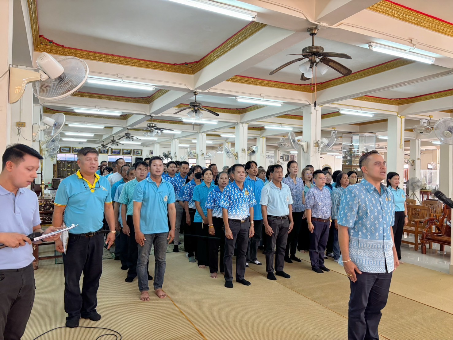 พช.บางบัวทอง พร้อมกับภาคีเครือข่ายกองทุนแม่ของแผ่นดินอำเภอบางบัวทอง จัดกิจกรรมจิตอาสา ๒๕ พฤศจิกายน วันกองทุนแม่ของแผ่นดิน ภายใต้แนวคิด “๒ ทศวรรษ กองทุนแม่ของแผ่นดิน ครอบครัวอบอุ่น ชุมชนเข้มแข็ง”