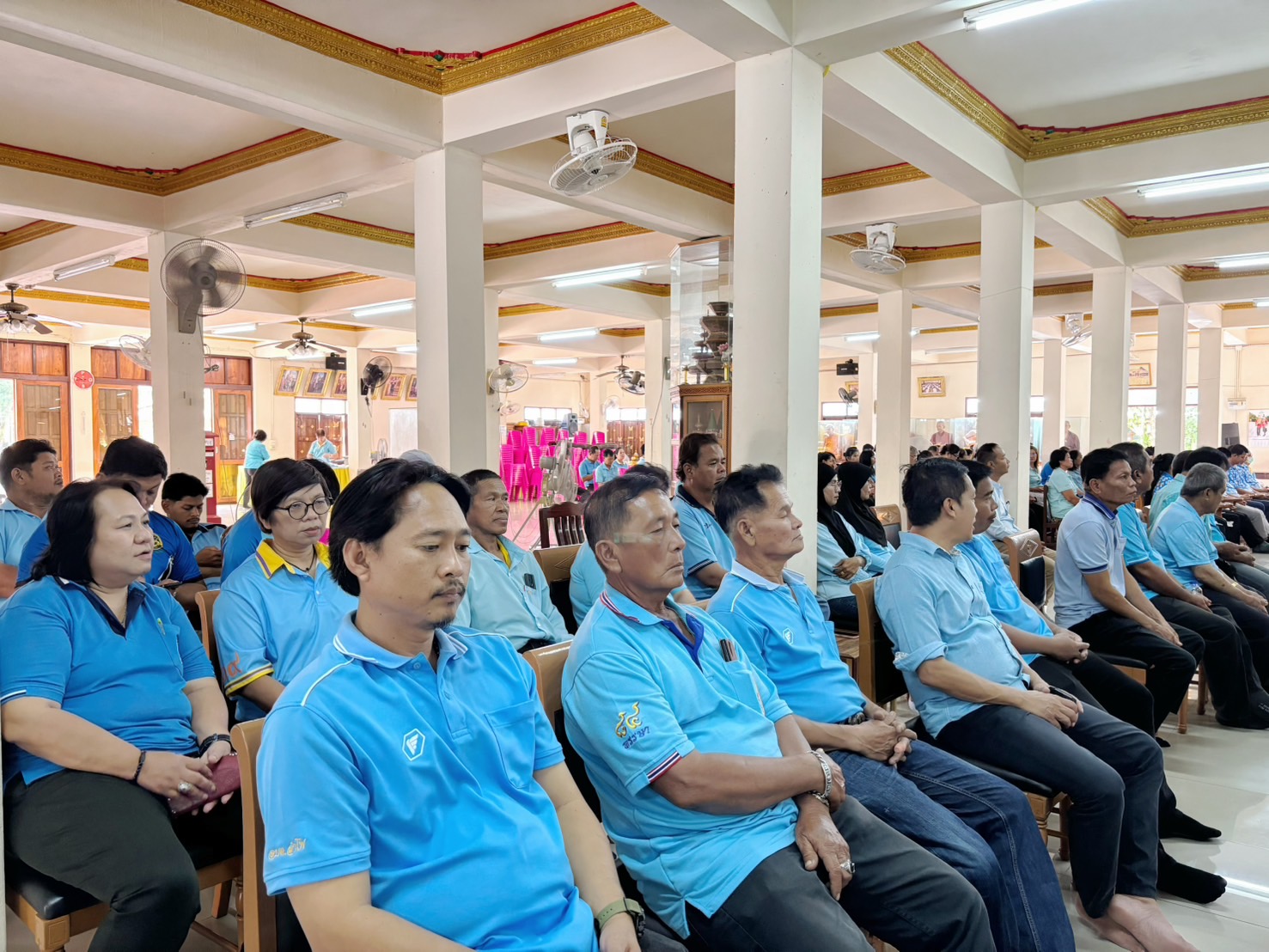 พช.บางบัวทอง พร้อมกับภาคีเครือข่ายกองทุนแม่ของแผ่นดินอำเภอบางบัวทอง จัดกิจกรรมจิตอาสา ๒๕ พฤศจิกายน วันกองทุนแม่ของแผ่นดิน ภายใต้แนวคิด “๒ ทศวรรษ กองทุนแม่ของแผ่นดิน ครอบครัวอบอุ่น ชุมชนเข้มแข็ง”