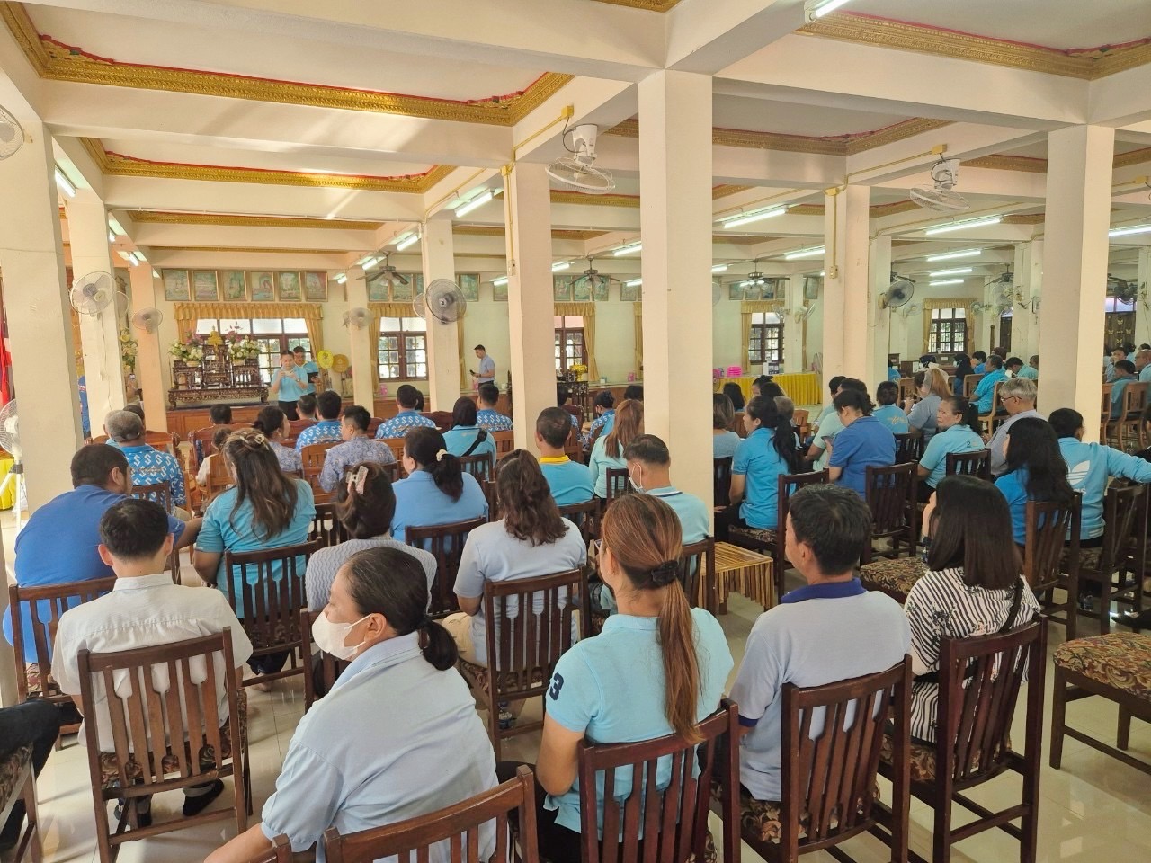 พช.บางบัวทอง พร้อมกับภาคีเครือข่ายกองทุนแม่ของแผ่นดินอำเภอบางบัวทอง จัดกิจกรรมจิตอาสา ๒๕ พฤศจิกายน วันกองทุนแม่ของแผ่นดิน ภายใต้แนวคิด “๒ ทศวรรษ กองทุนแม่ของแผ่นดิน ครอบครัวอบอุ่น ชุมชนเข้มแข็ง”