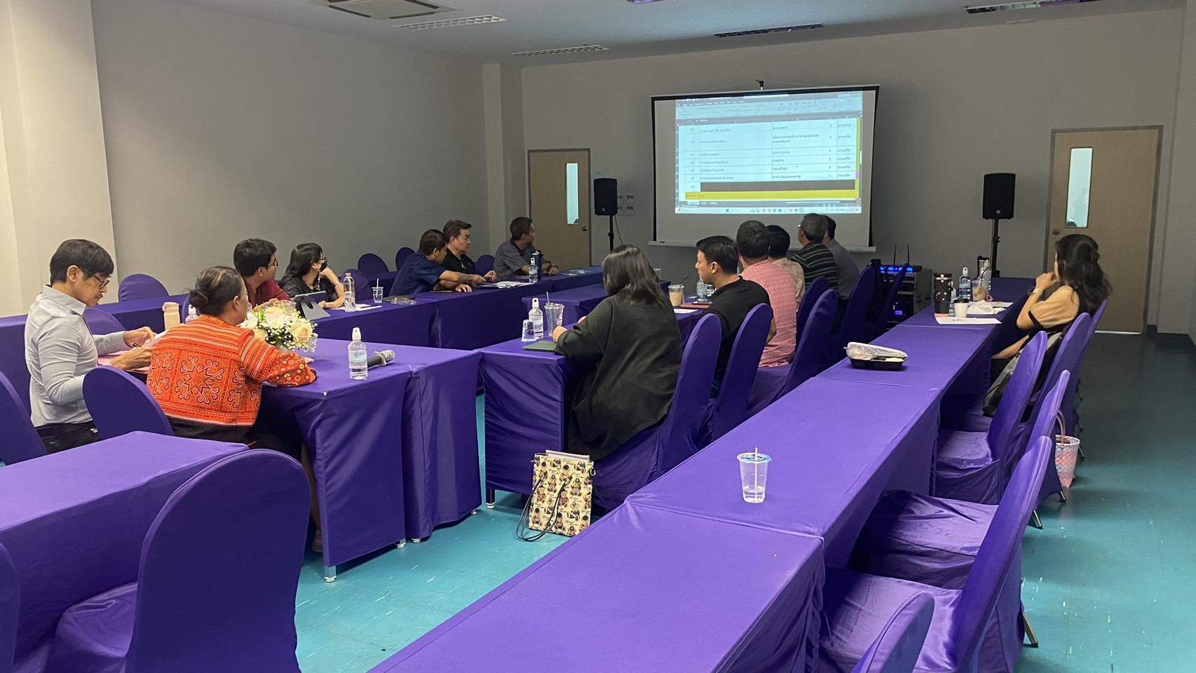 สพอ.เมืองนนทบุรีประชุมคณะกรรมการเครือข่ายผู้ผลิต ผู้ประกอบการหนึ่งตำบล หนึ่งผลิตภัณฑ์ (OTOP) จังหวัดนนทบุรี