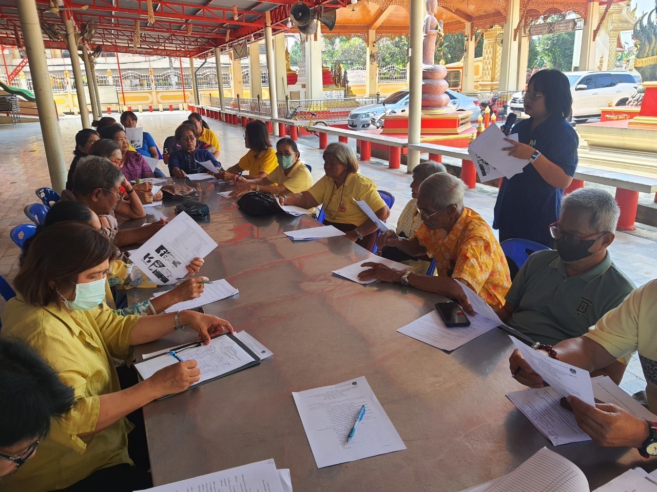 สพอ.เมืองนนทบุรีร่วมประชุมเลือกคณะกรรมการหมู่บ้านผู้ทรงคุณวุฒิ (กม.) หมู่ที่ 1-6 ตำบลบางรักน้อย อำเภอเมืองนนทบุรี จังหวัดนนทบุรี