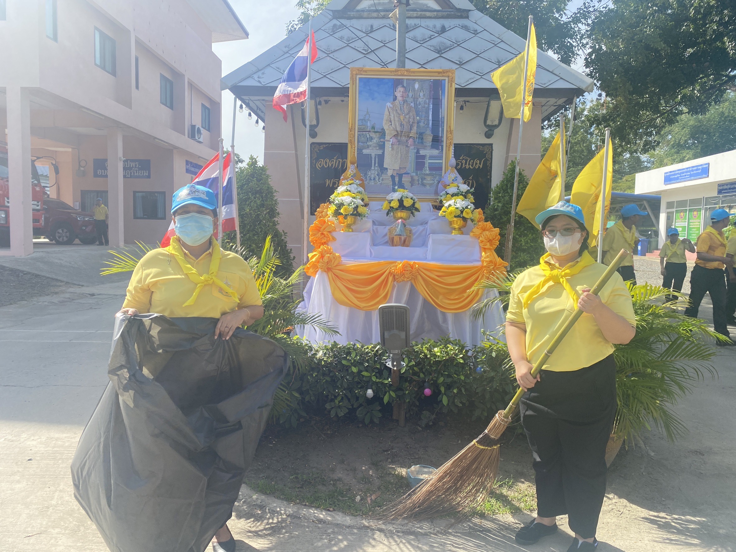 ”สพอ.ไทรน้อยเข้าร่วมกิจกรรมจิตอาสา เราทำความ ดี ด้วยหัวใจ ณ ตำบลราษฎ์นิยม อำเภอไทรน้อย“