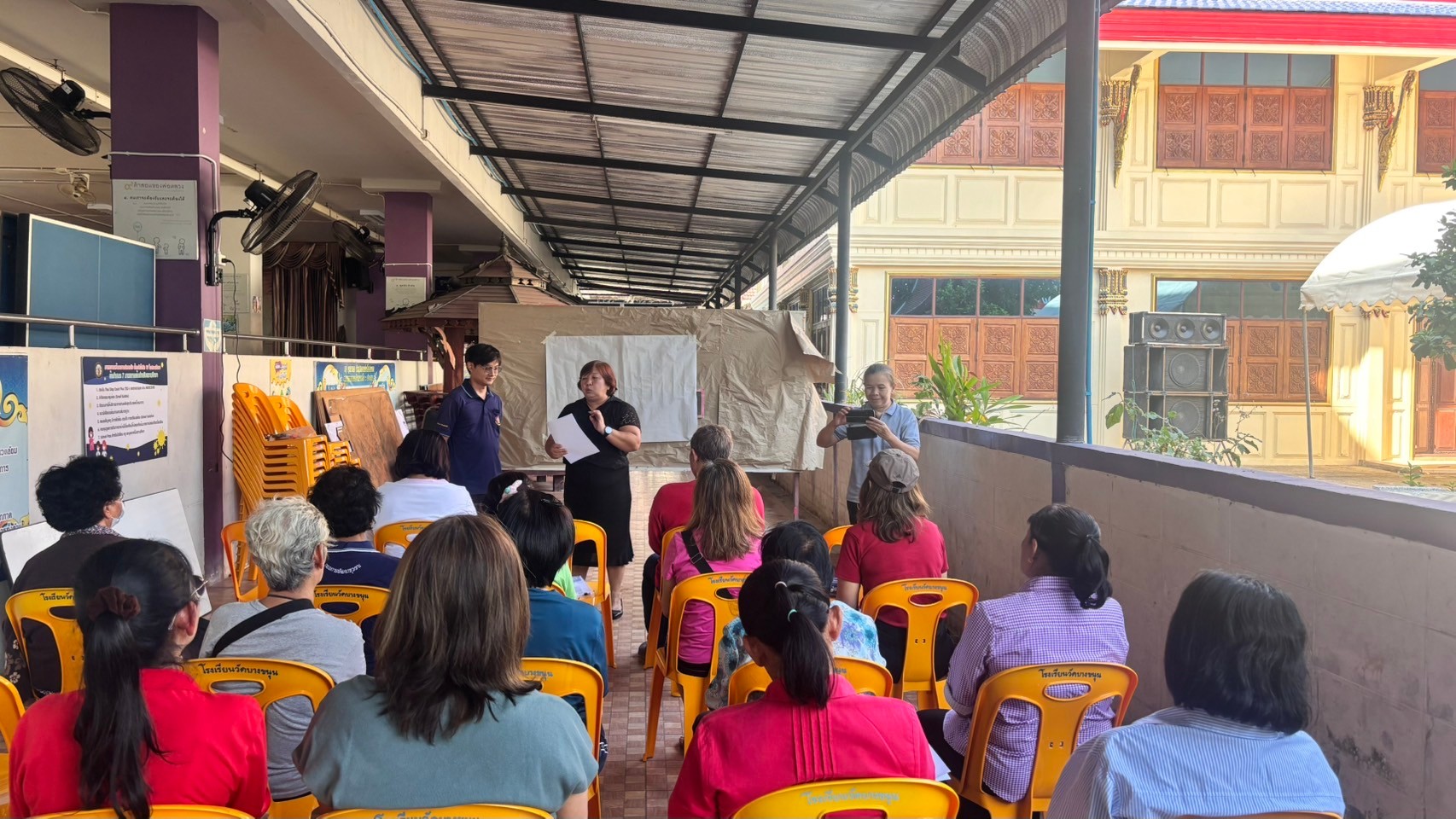 พช.บางกรวย ดำเนินโครงการพัฒนาศักยภาพศูนย์จัดการกองทุนชุมชน