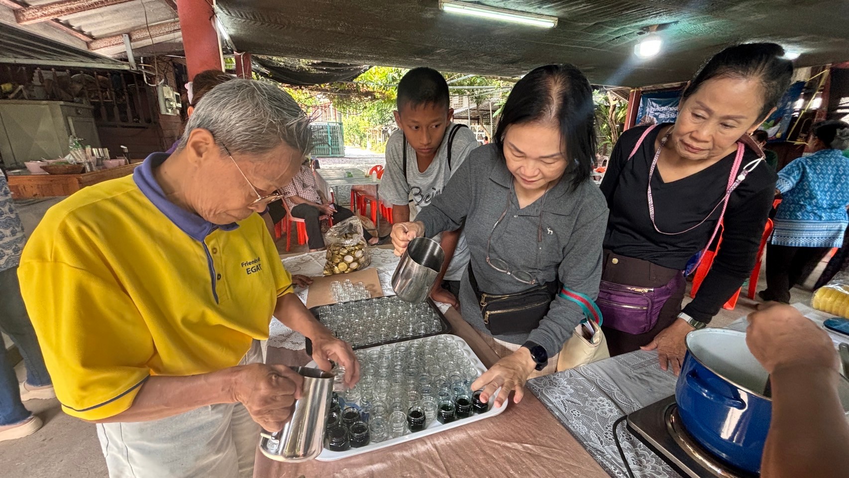 พช.บางกรวย ดำเนินโครงการฝึกอบรมอาชีพครัวเรือนที่มีปัญหาด้านอาชีพและรายได้ ตามแนวทางสัมมาชีพชุมชน วันที่ 2