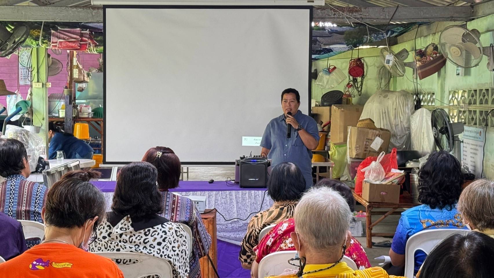 สพอ.เมืองนนทบุรีจัดโครงการฝึกอบรมอาชีพครัวเรือนที่มีปัญหาด้านอาชีพและรายได้ตามแนวทางการสร้างสัมมาชีพชุมชน