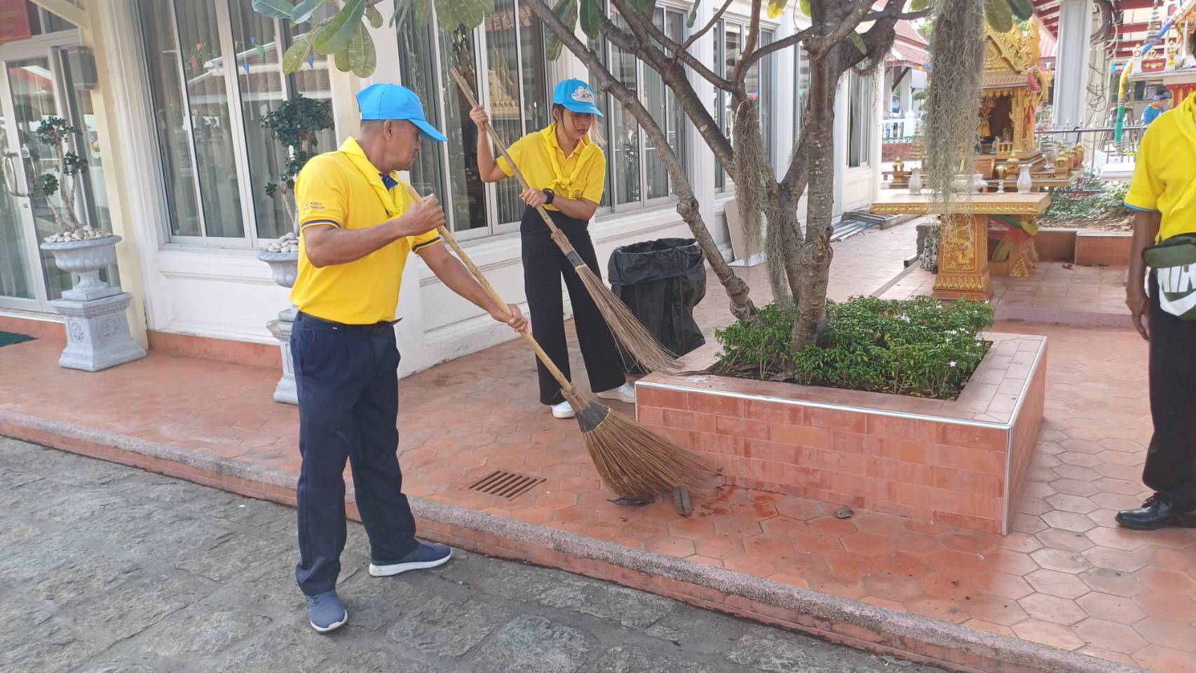 พช.ปากเกร็ดร่วมกิจกรรม จิตอาสาพระราชทาน 5 ธันวาคม 2567″ทำความดี ด้วยหัวใจ เทิดทูนสถาบันหลักของชาติ”