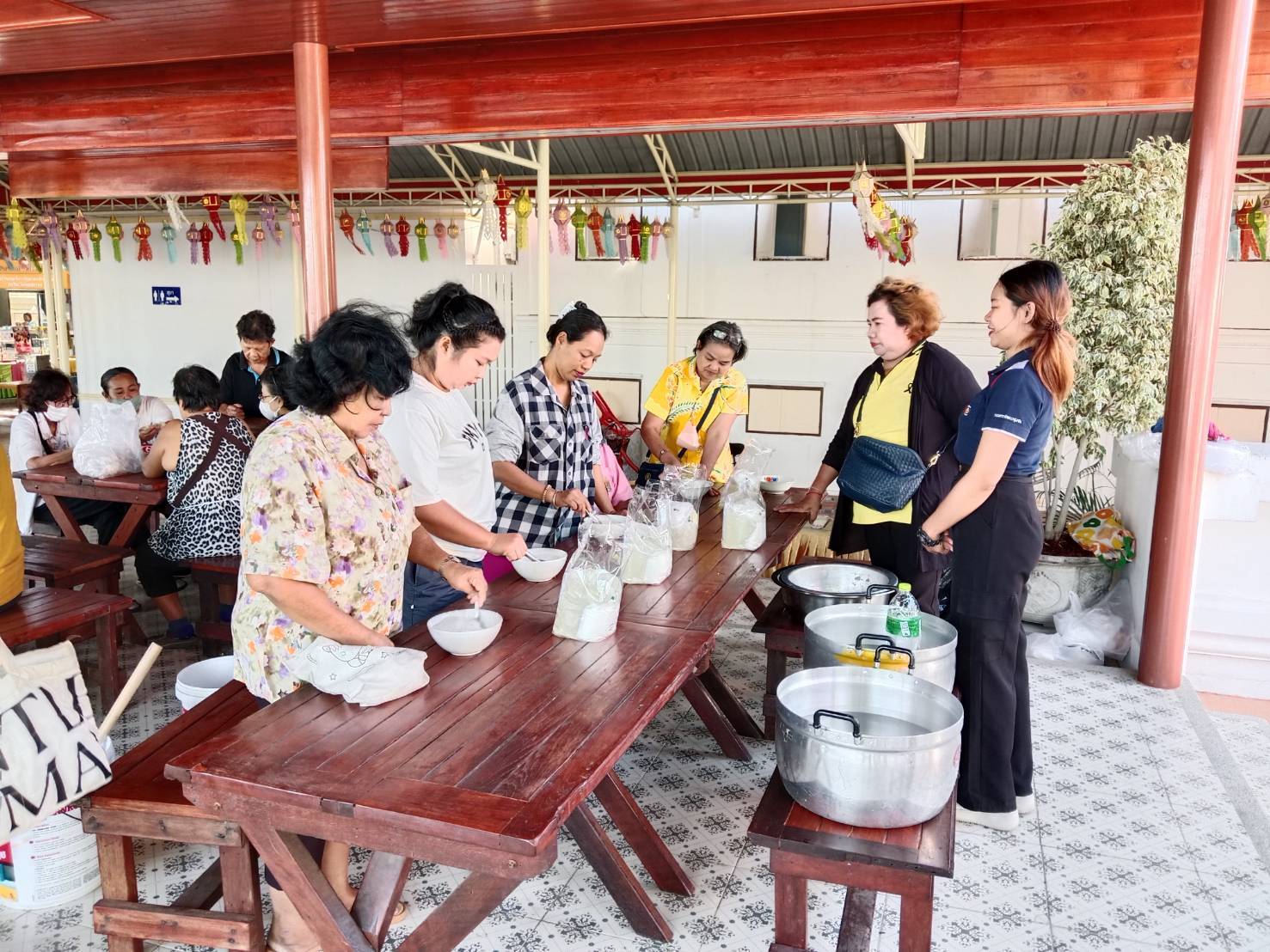 พช.ปากเกร็ด ดำเนินโครงการฝึกอบรมอาชีพครัวเรือนที่มีปัญหาด้านอาชีพและรายได้ ตามแนวทางสัมมาชีพชุมชน