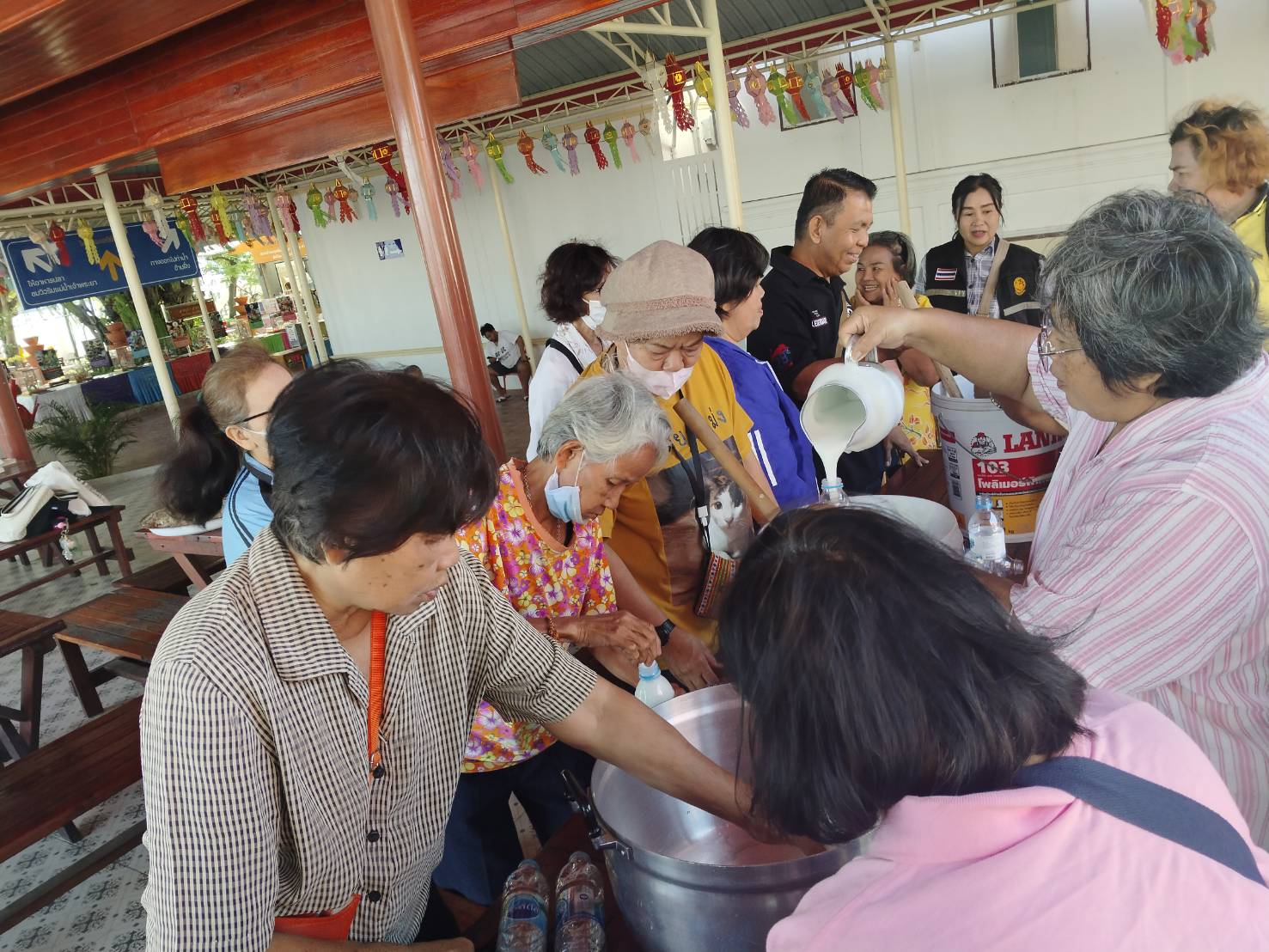 พช.ปากเกร็ด ดำเนินโครงการฝึกอบรมอาชีพครัวเรือนที่มีปัญหาด้านอาชีพและรายได้ ตามแนวทางสัมมาชีพชุมชน