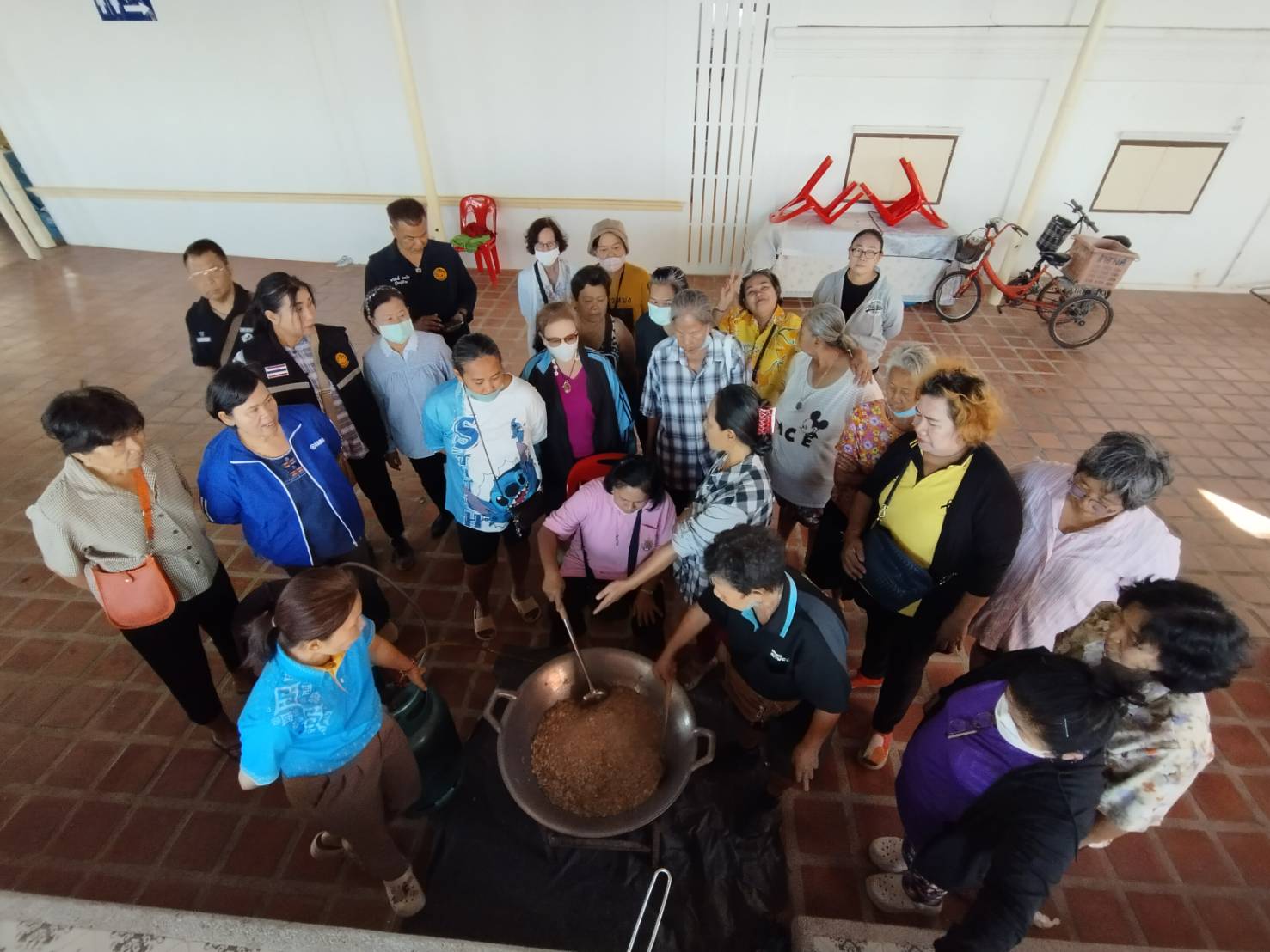 พช.ปากเกร็ด ดำเนินโครงการฝึกอบรมอาชีพครัวเรือนที่มีปัญหาด้านอาชีพและรายได้ ตามแนวทางสัมมาชีพชุมชน