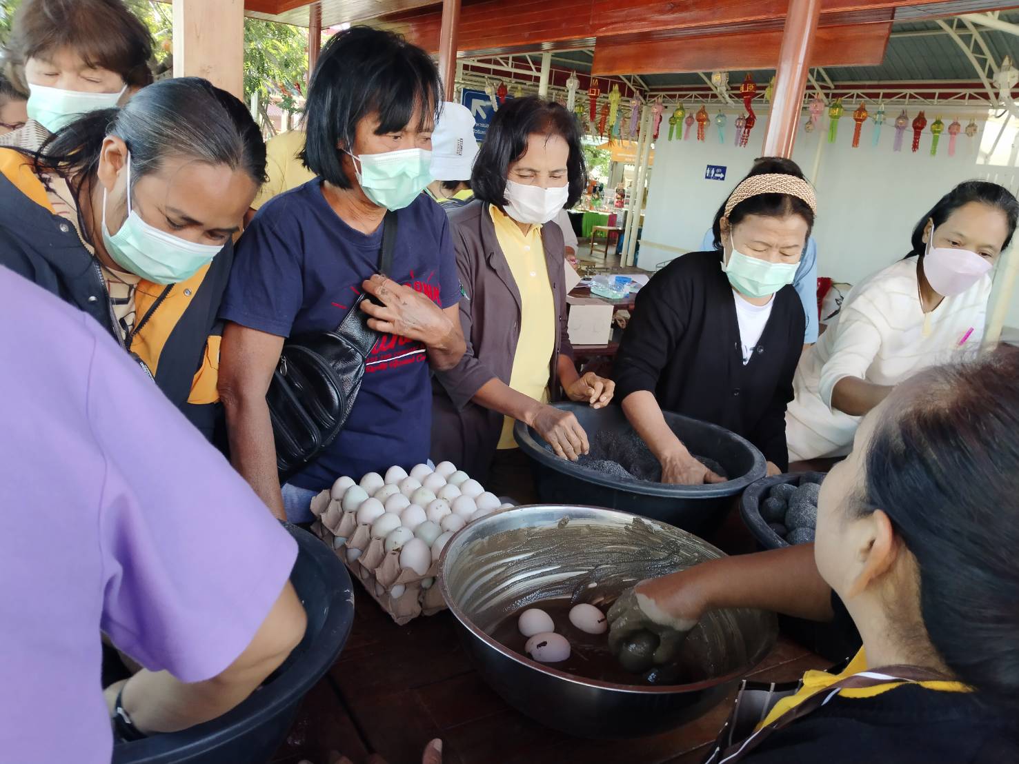 พช.ปากเกร็ด ดำเนินโครงการฝึกอบรมอาชีพครัวเรือนที่มีปัญหาด้านอาชีพและรายได้ ตามแนวทางสัมมาชีพชุมชน