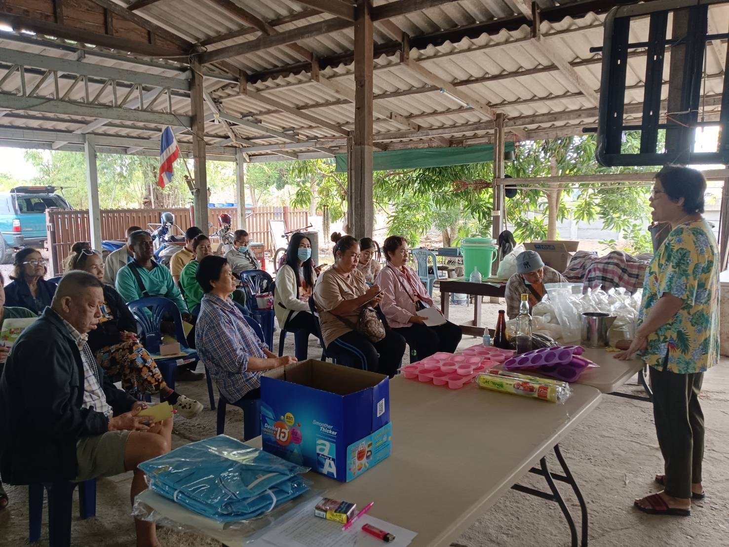 สำนักงานพัฒนาชุมชนอำเภอปากเกร็ด ดำเนินโครงการเตรียมความพร้อมหมู่บ้านแพร่ระบาดยาเสพติดพัฒนาสู่หมู่บ้านต้นกล้ากองทุนแม่ของแผ่นดิน