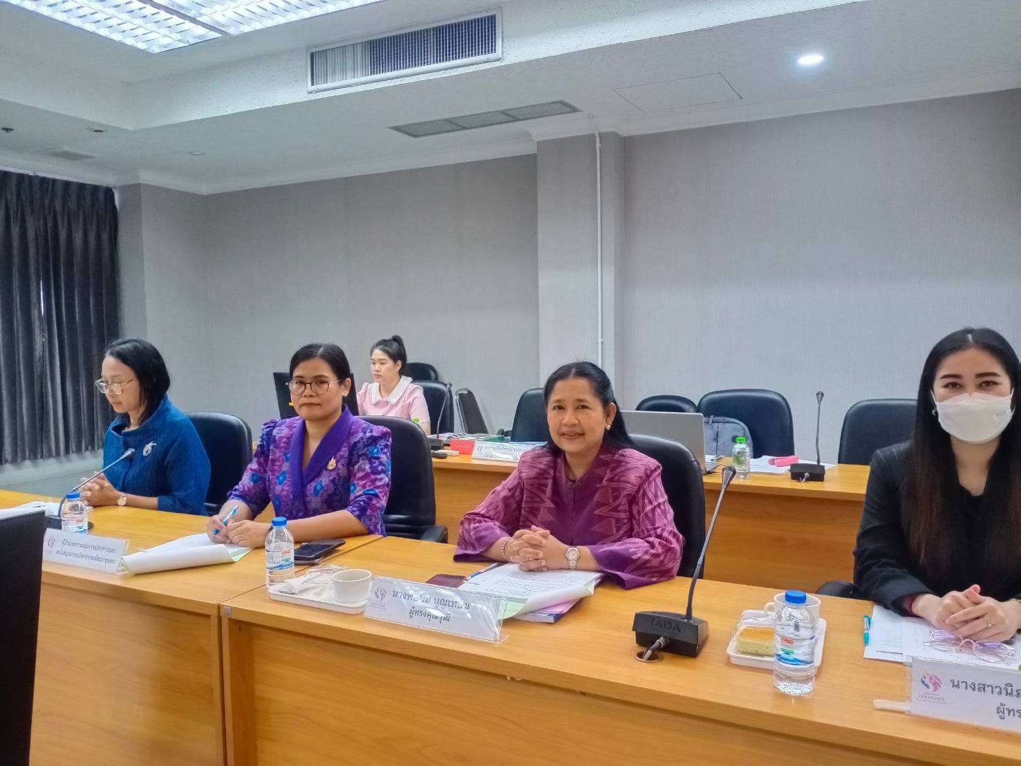 📢📢 พช.นนทบุรี ประชุมคณะอนุกรรมการบริหารกองทุนพัฒนาบทบาทสตรีระดับจังหวัด จังหวัดนนทบุรี ครั้งที่ 12/2567