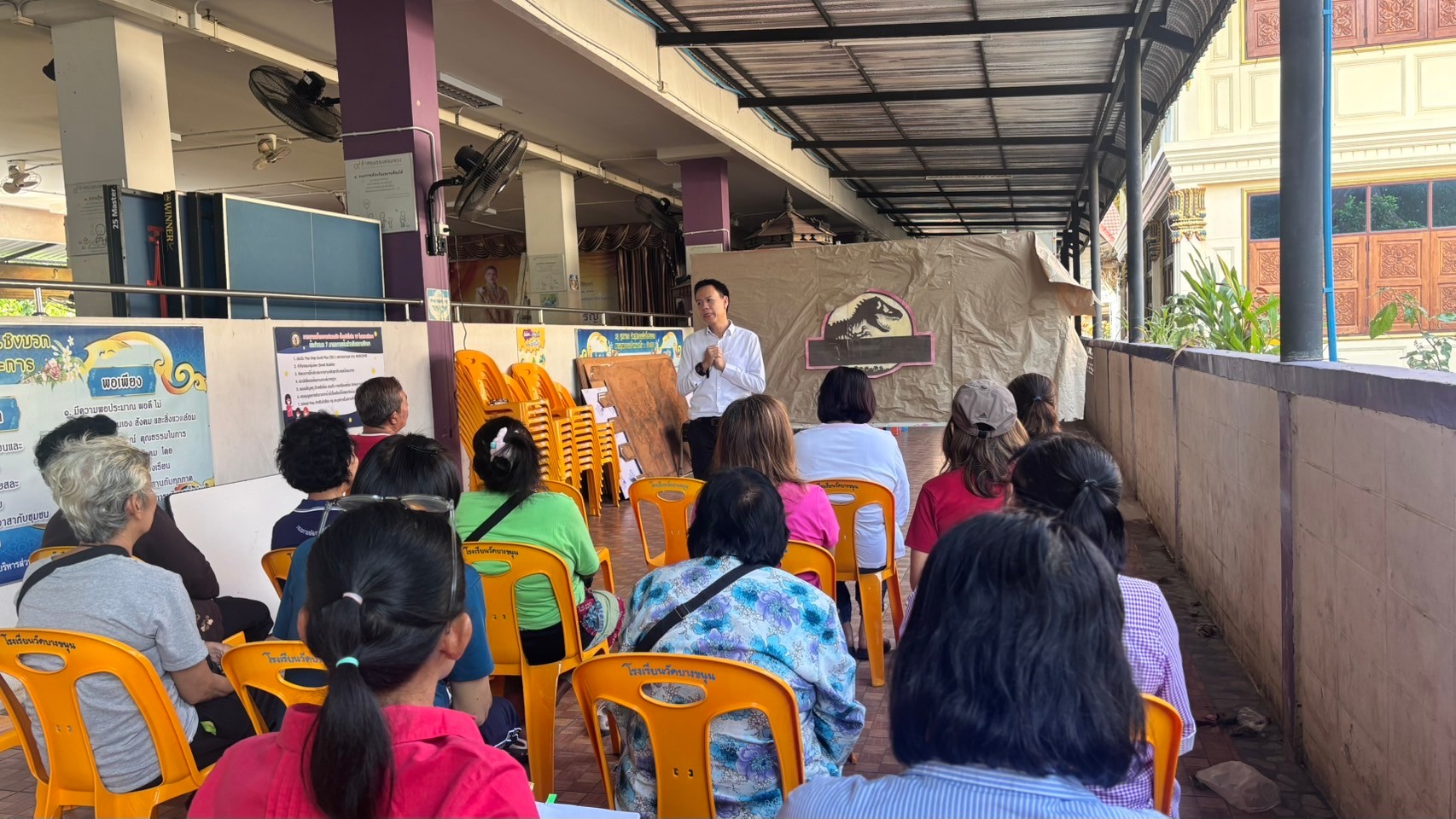 พช.บางกรวย ดำเนินโครงการพัฒนาศักยภาพศูนย์จัดการกองทุนชุมชน