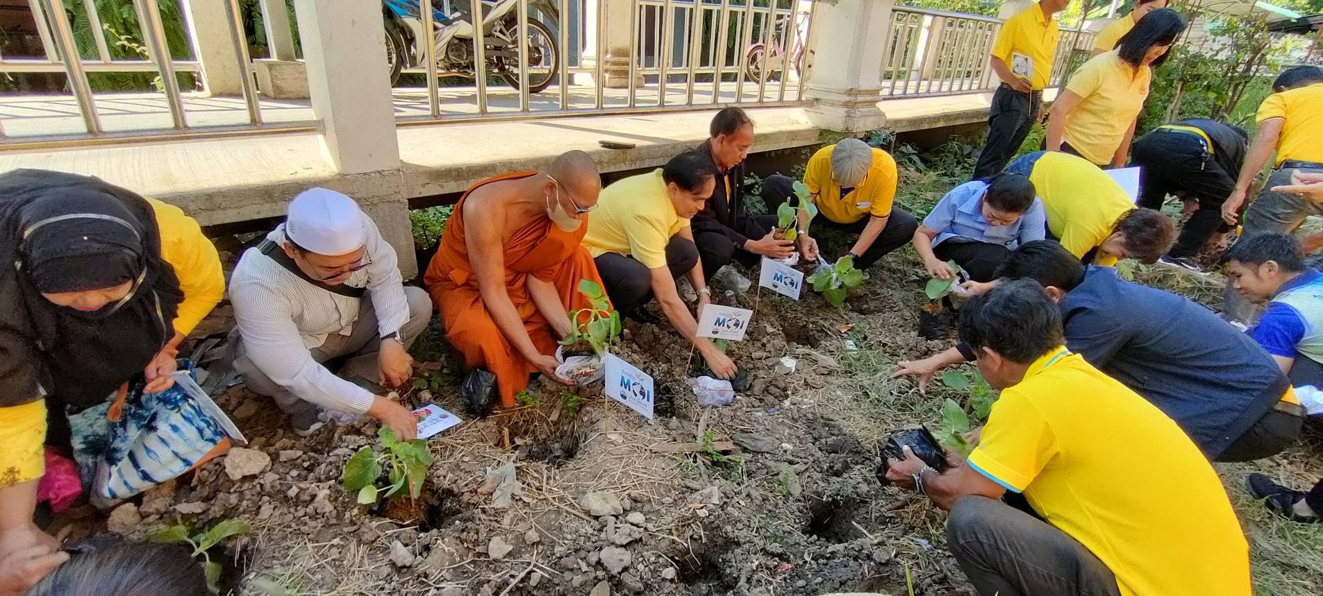 สำนักงานพัฒนาชุมชนอำเภอปากเกร็ดดำเนินการขับเคลื่อนตำบลเข้มแข็ง ตามหลักปรัชญาของเศรษฐกิจพอเพียง ตำบลเกาะเกร็ด อำเภอปากเกร็ด