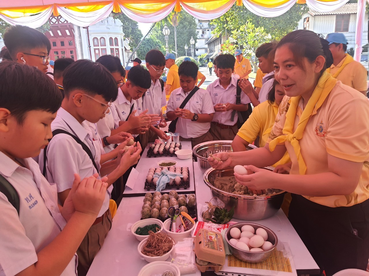 โครงการจิตอาสาพระราชทาน “พช. ทำความดี ด้วยหัวใจ เทิดทูนสถาบันหลักของชาติ”