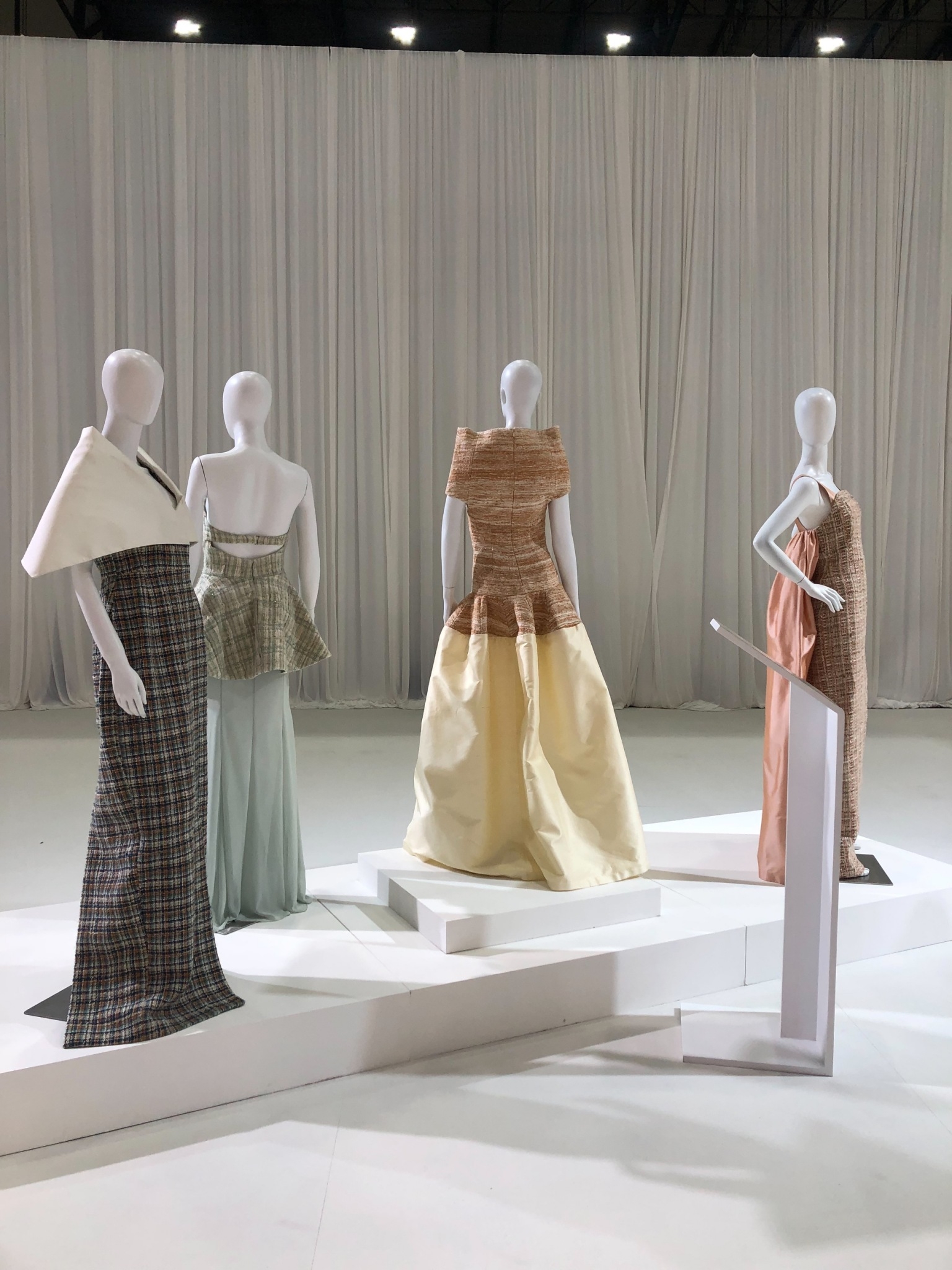 พช.นนทบุรีร่วมงาน Silk Festival 2024 สู่การพัฒนาที่ยั่งยืน