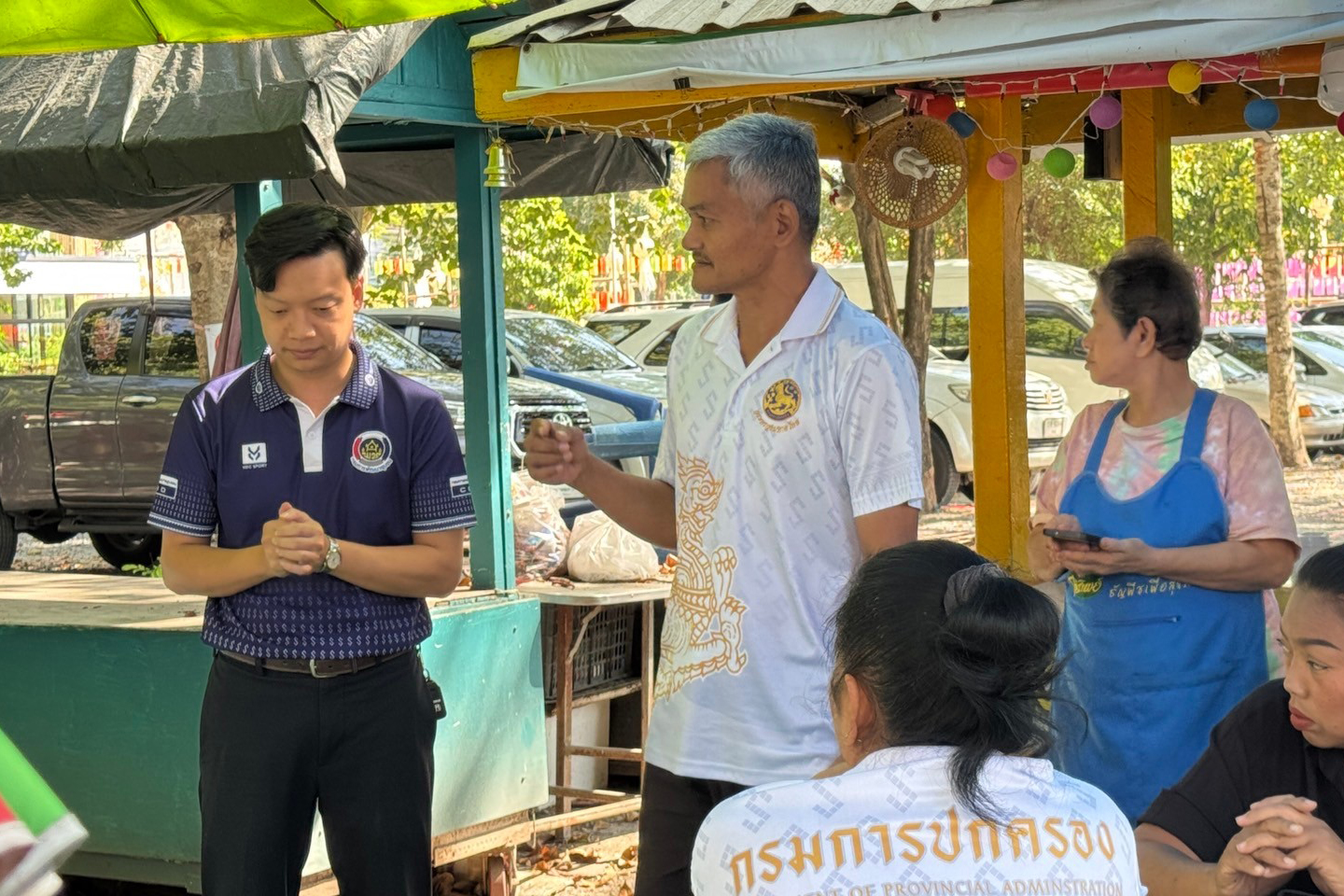 สพอ.เมืองนนทบุรีจัดการประชุมหารือโครงการตลาดนัดคนไทยยิ้มได้ กิจกรรมพัฒนาช่องทางการตลาด