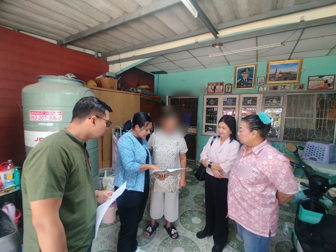 พช.บางบัวทอง ติดตามและสนับสนุนการดำเนินงานกองทุนพัฒนาบทบาทสตรี