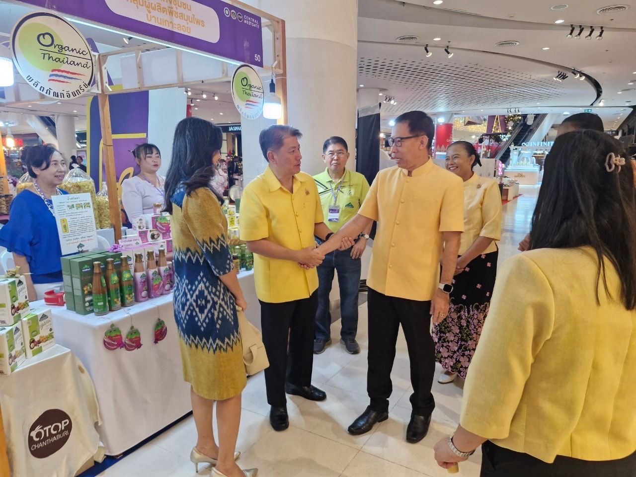 พช.นนท์ ร่วมพิธีเปิดงาน  “CHAN GEMS สวรรค์แห่งเมืองอัญมณี สุดยอดของดีเมืองจันท์ ”