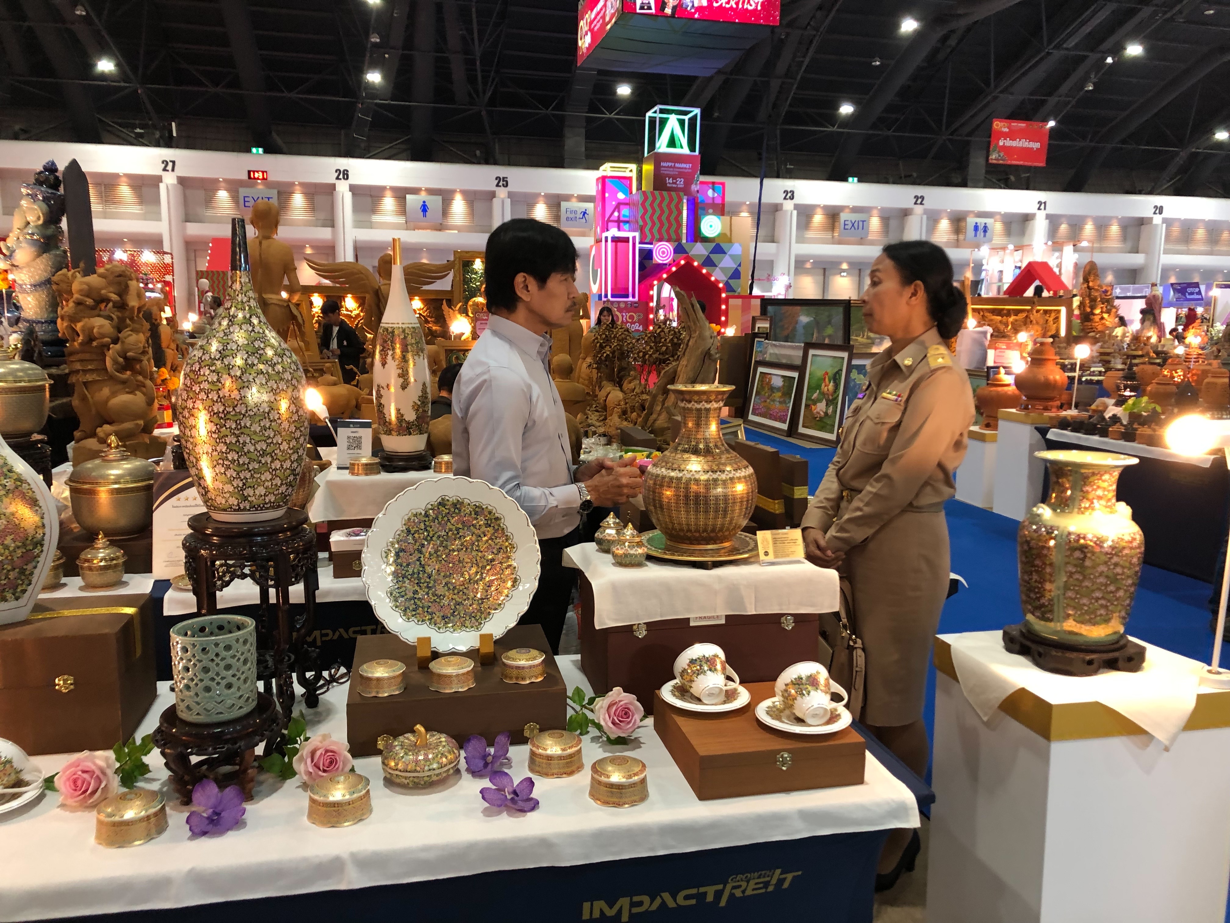 พช.นนท์ร่วมพิธีเปิดงาน OTOP City 2024 “มอบความสุขด้วยของขวัญล้ำค่า จากภูมิปัญญาไทย”