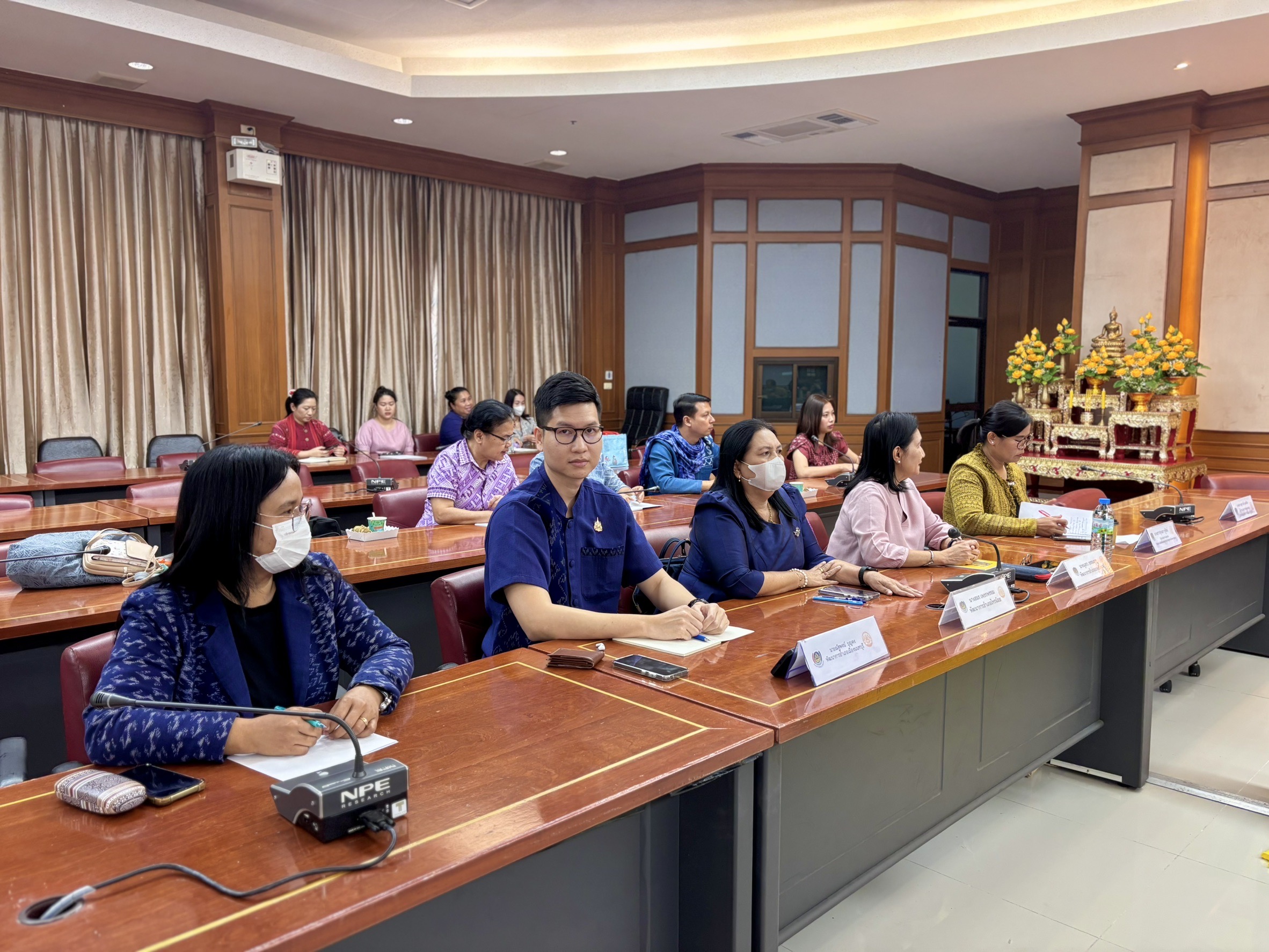 พช.นนทบุรีขับเคลื่อนโครงการประชุมเชิงปฏิบัติการเจ้าหน้าที่พัฒนาชุมชนจังหวัดนนทบุรี เพื่อขับเคลื่อนงานพัฒนาชุมชน ประจำปีงบประมาณ พ.ศ. 2568