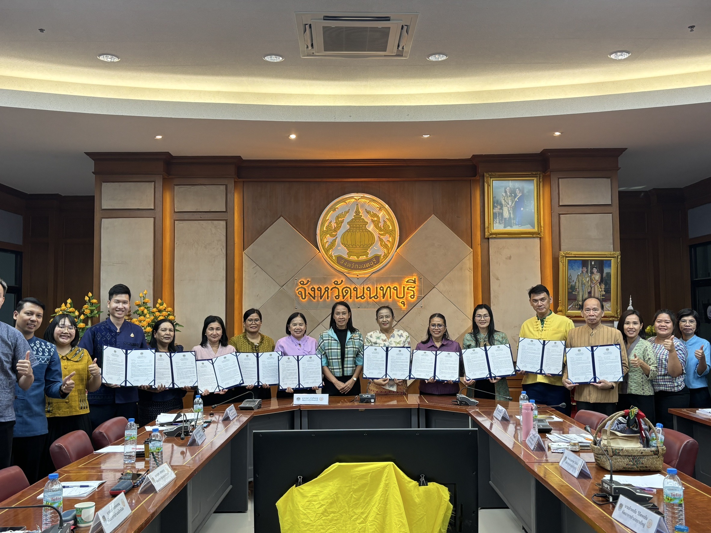 พช.นนทบุรีขับเคลื่อนโครงการประชุมเชิงปฏิบัติการเจ้าหน้าที่พัฒนาชุมชนจังหวัดนนทบุรี เพื่อขับเคลื่อนงานพัฒนาชุมชน ประจำปีงบประมาณ พ.ศ. 2568