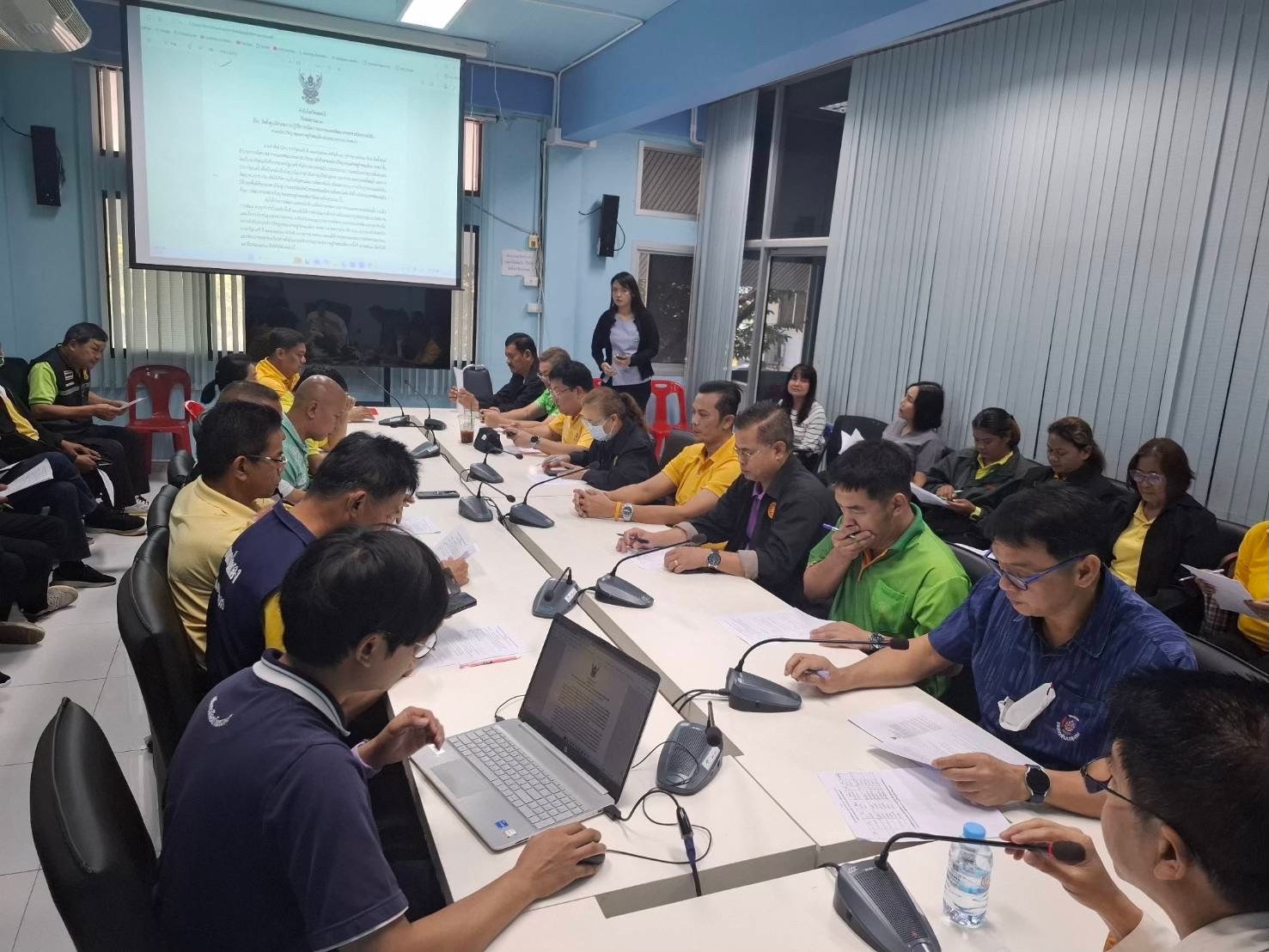 พช.บางกรวย จัดการประชุมเชิงปฏิบัติการส่งเสริมบูรณาการกลไกการขับเคลื่อนการขจัดความยากจนระดับอำเภอ ครั้งที่ 1/2568