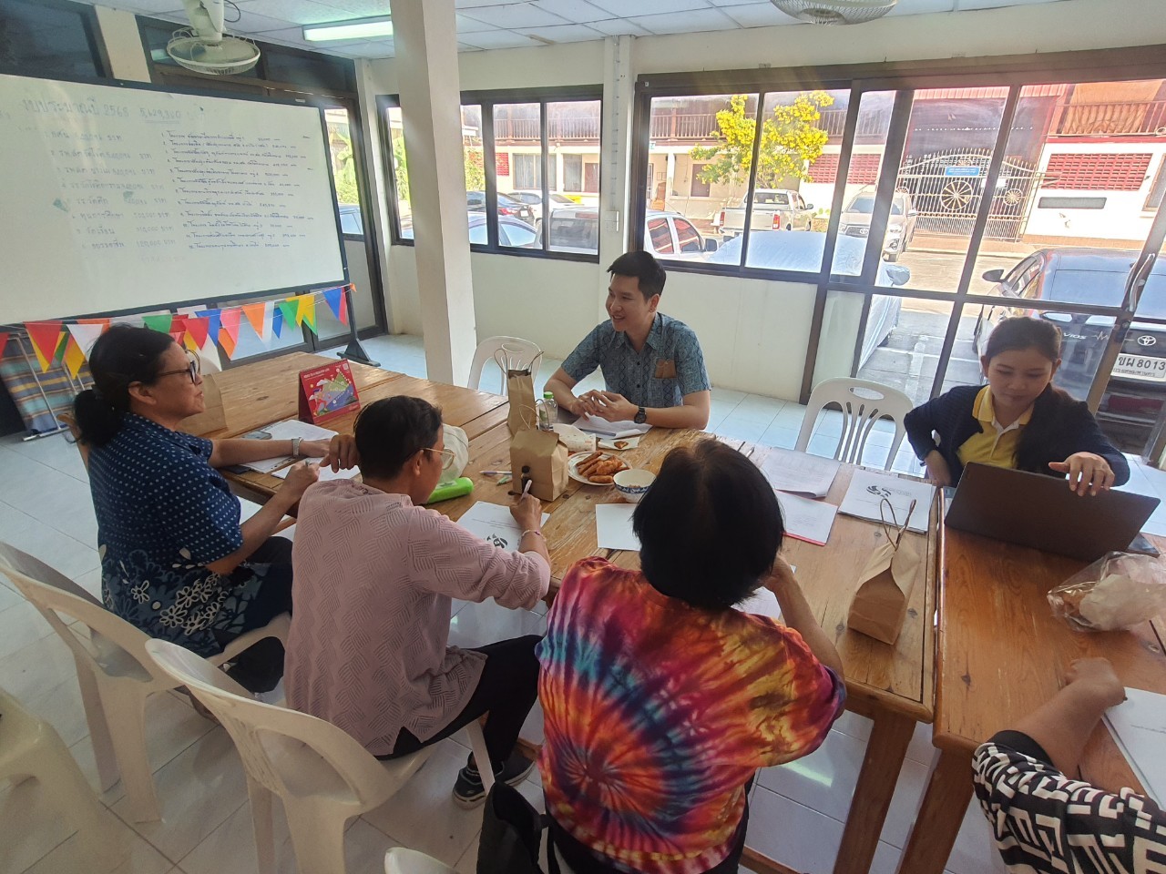 สพอ.เมืองนนทบุรีร่วมการประชุมคณะทำงานขับเคลื่อนกองทุนพัฒนาบทบาทสตรี