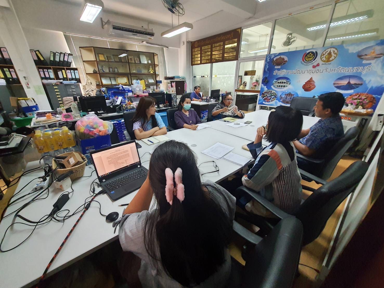 พช.นนทบุรีติดตามการดำเนินงานโครงการพัฒนาชุมชนใสสะอาด สำนักงานพัฒนาชุมชนจังหวัดนนทบุรี ประจำปีงบประมาณ 2568