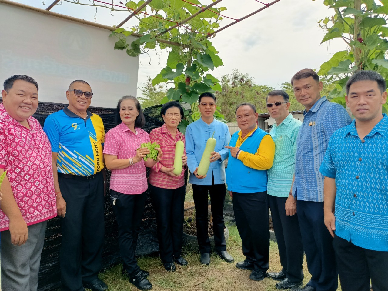 พช.บางกรวย ดำเนินโครงการปลายบาง “สุขภาพดี” ตามวิถีพอเพียง