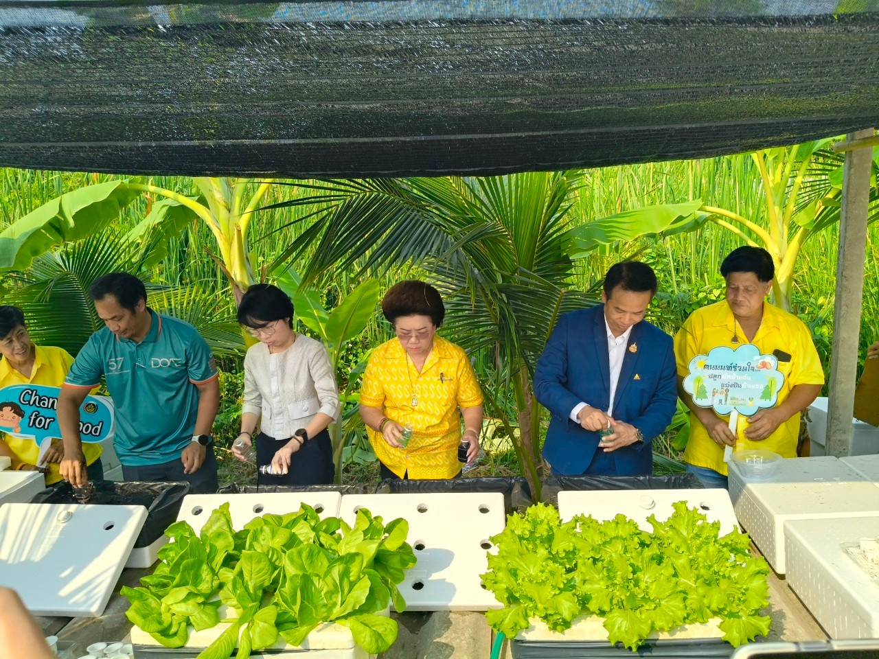 สพอ.เมืองนนทบุรีเข้าร่วมโครงการสนับสนุนและให้ความช่วยเหลือครัวเรือนยากจนแบบบูรณาการ กิจกรรมที่ 2 ดำเนินกิจกรรม/โครงการให้ความช่วยเหลือครัวเรือนยากจน