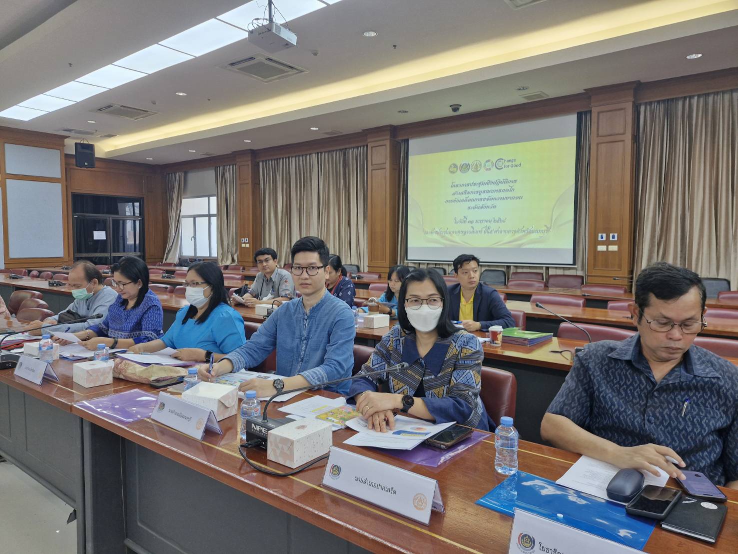 พช.นนทบุรีดำเนินการประชุมเชิงปฏิบัติการส่งเสริมการบูรณาการกลไกการขับเคลื่อนการขจัดความยากจน ระดับจังหวัด