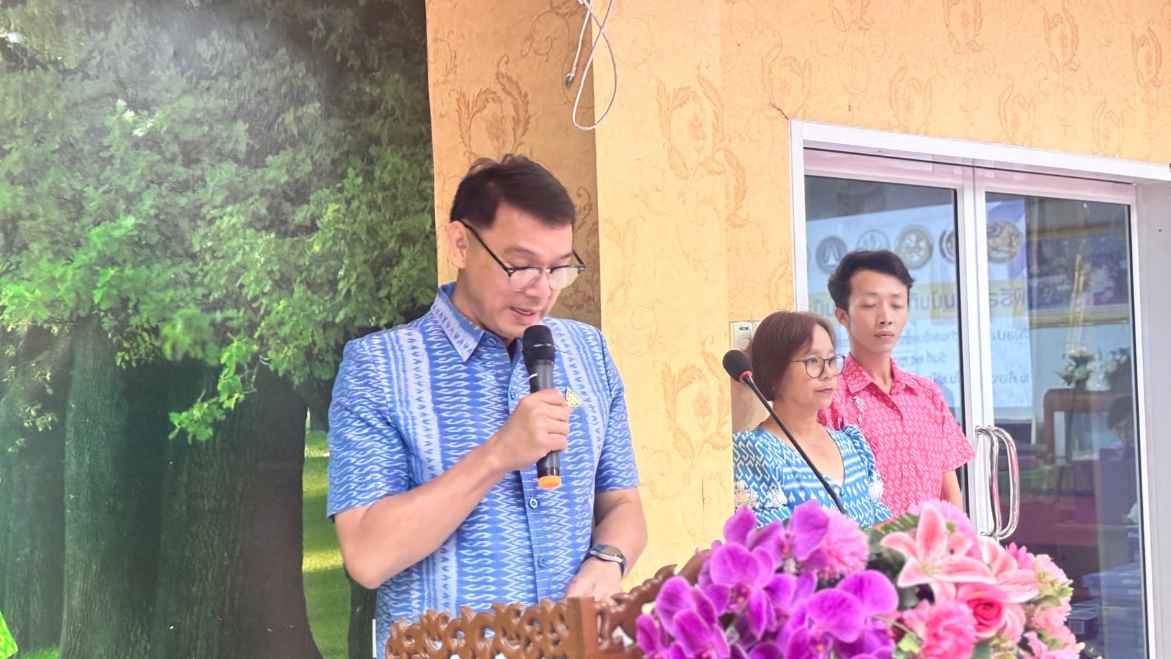 สพอ.บางกรวยร่วมกับอำเภอบางกรวย ทำพิธีลงนามบันทึกข้อตกลงความร่วมมือ (MOU) พัฒนาตำบลปลายบาง สู่ตำบลเข้มแข็ง ตามหลักปรัชญาของเศรษฐกิจพอเพียง