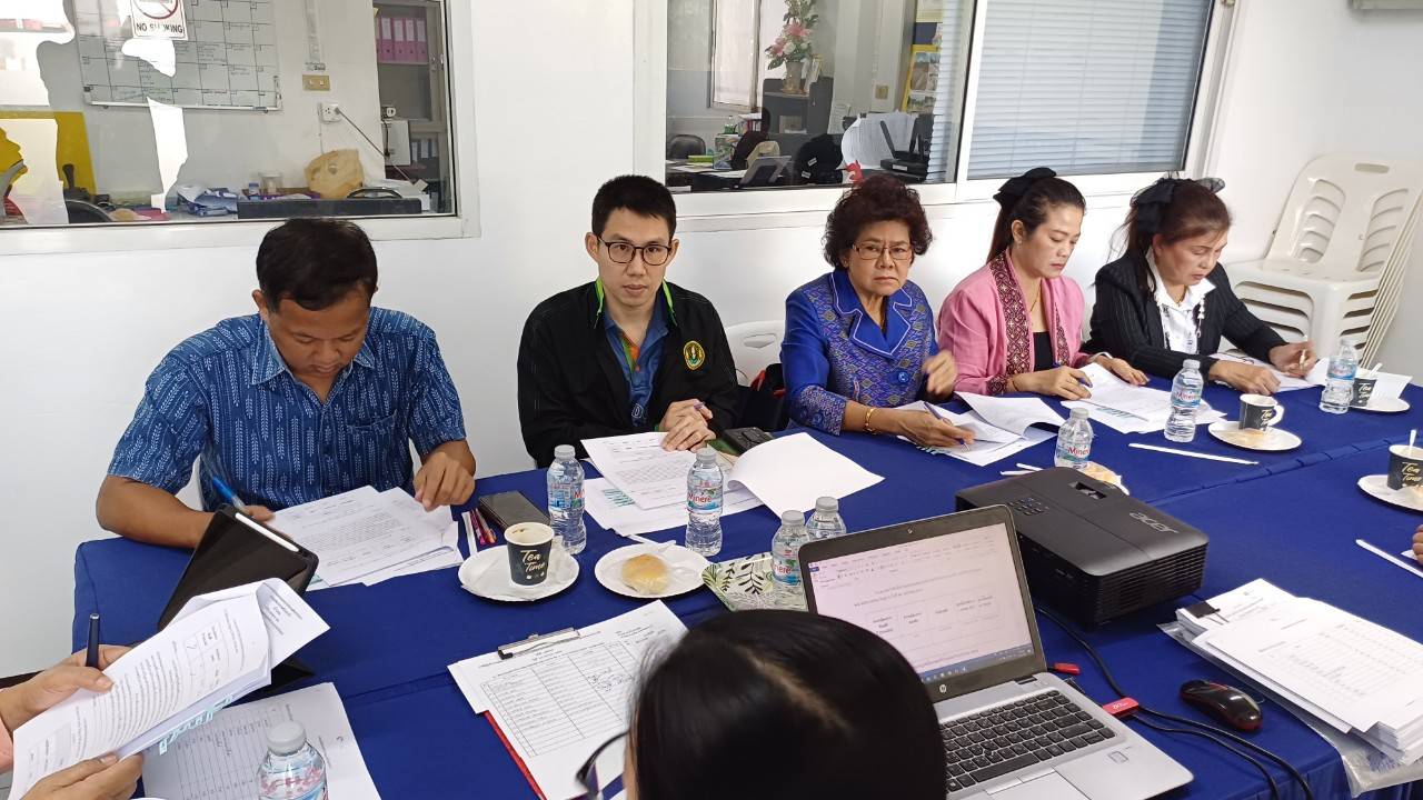 พช.ปากเกร็ดจัดประชุมคณะอนุกรรมการกลั่นกรองและติดตามการดำเนินงานกองทุนพัฒนาบทบาทสตรีอำเภอ(อกส.อ) อำเภอปากเกร็ด ครั้งที่ 1/2568 ปีงบประมาณ 2568